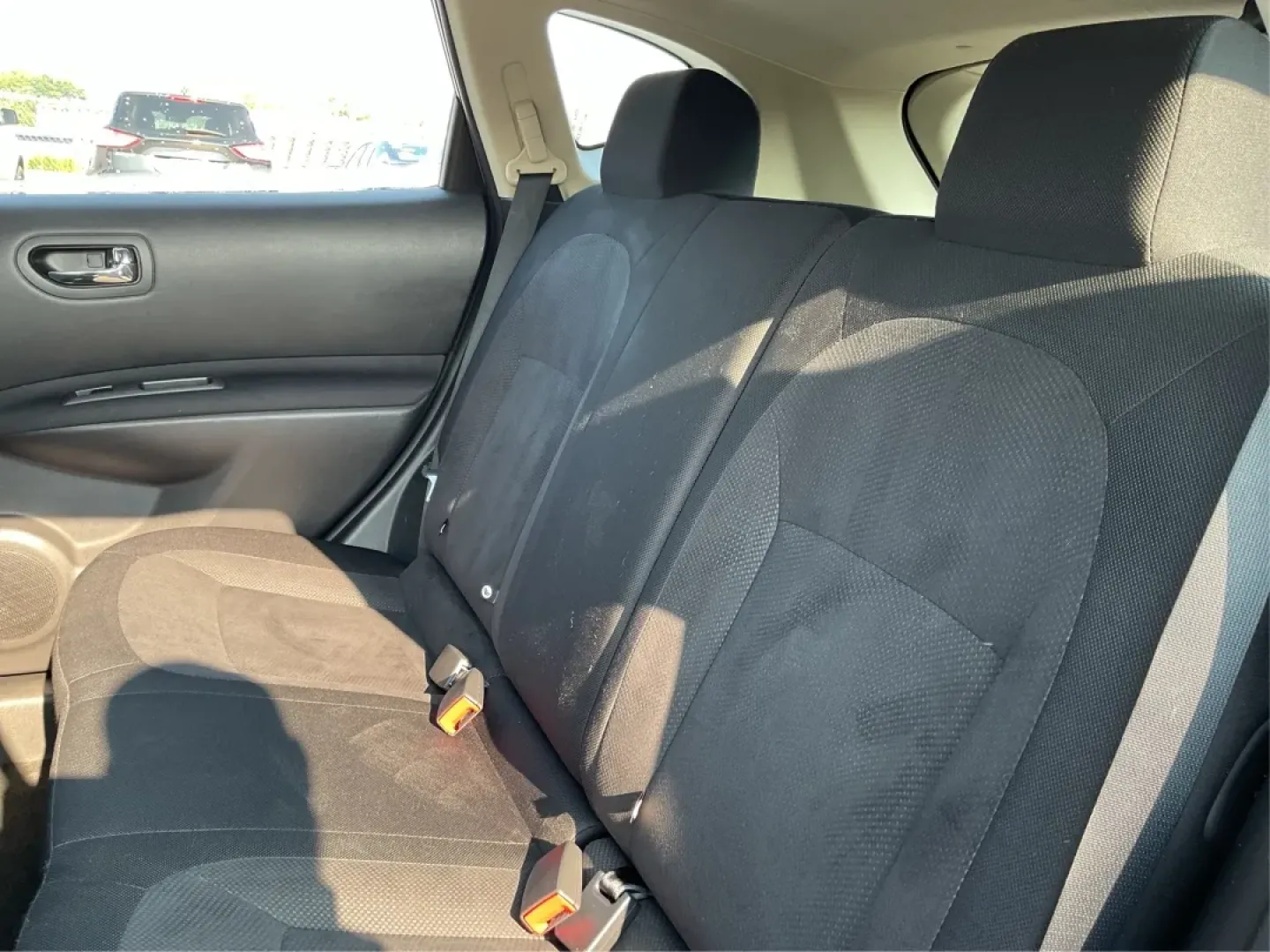 2015 Nissan Rogue S (JN8AS5MV3FW) with an 2.5L I-4 DOHC engine, located at 1099 N County Rd 25A, Troy, OH, 45373, (937) 908-9800, 40.057079, -84.212883 - **Adventure Awaits with the 2015 Nissan Rogue at Advantage Car and Credit - Troy!**<br /> <br /> Are you ready to take your family adventures to the next level? The 2015 Nissan Rogue, available now at Advantage Car and Credit in Troy, OH, is the perfect companion for growing families, long commutes, - Photo#10