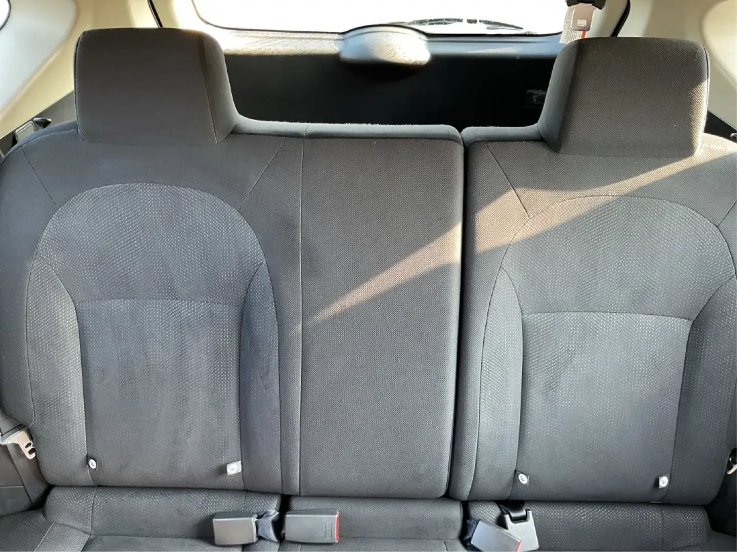 2015 Nissan Rogue S (JN8AS5MV3FW) with an 2.5L I-4 DOHC engine, located at 1099 N County Rd 25A, Troy, OH, 45373, (937) 908-9800, 40.057079, -84.212883 - **Adventure Awaits with the 2015 Nissan Rogue at Advantage Car and Credit - Troy!**<br /> <br /> Are you ready to take your family adventures to the next level? The 2015 Nissan Rogue, available now at Advantage Car and Credit in Troy, OH, is the perfect companion for growing families, long commutes, - Photo#14