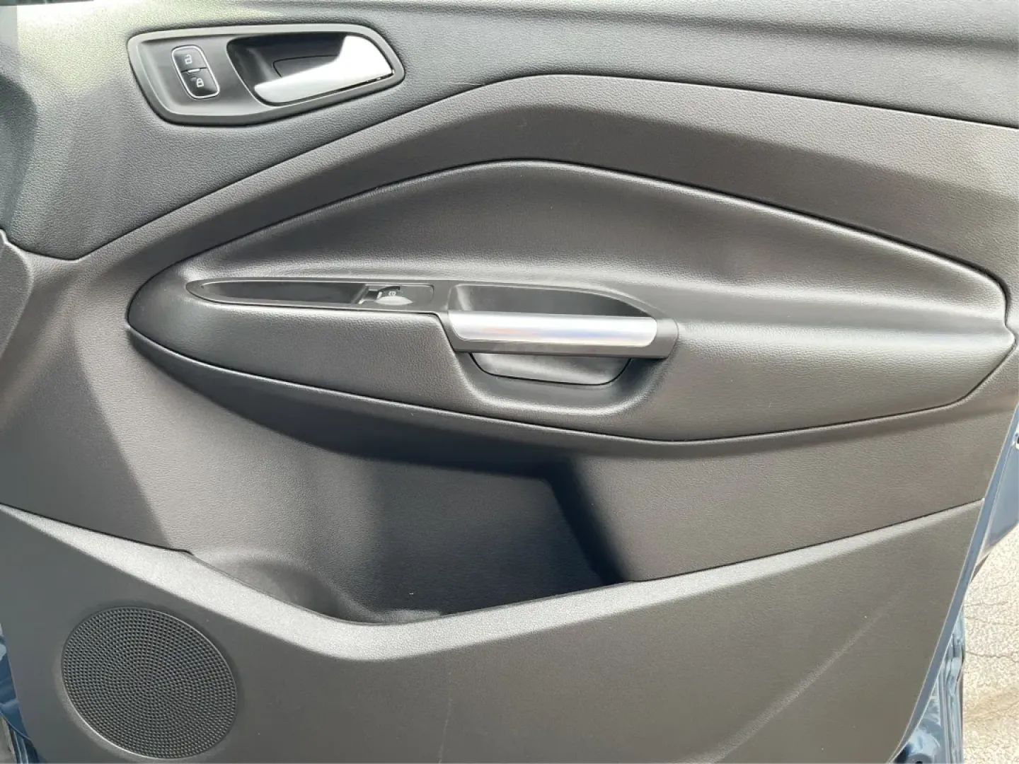 2018 Ford Escape Titanium (1FMCU9J95JU) with an EcoBoost 2L I-4 gasoline direct injection engine, located at 401 Woodman Dr, Riverside, OH, 45431, (937) 908-9800, 39.760899, -84.123421 - ### Elevate Your Driving Experience with This 2018 Ford Escape Titanium!<br /> <br /> Are you ready for your next adventure? Whether you're navigating the bustling streets of Riverside or heading out for a weekend getaway, the 2018 Ford Escape Titanium is the perfect companion for all your journeys. - Photo#20