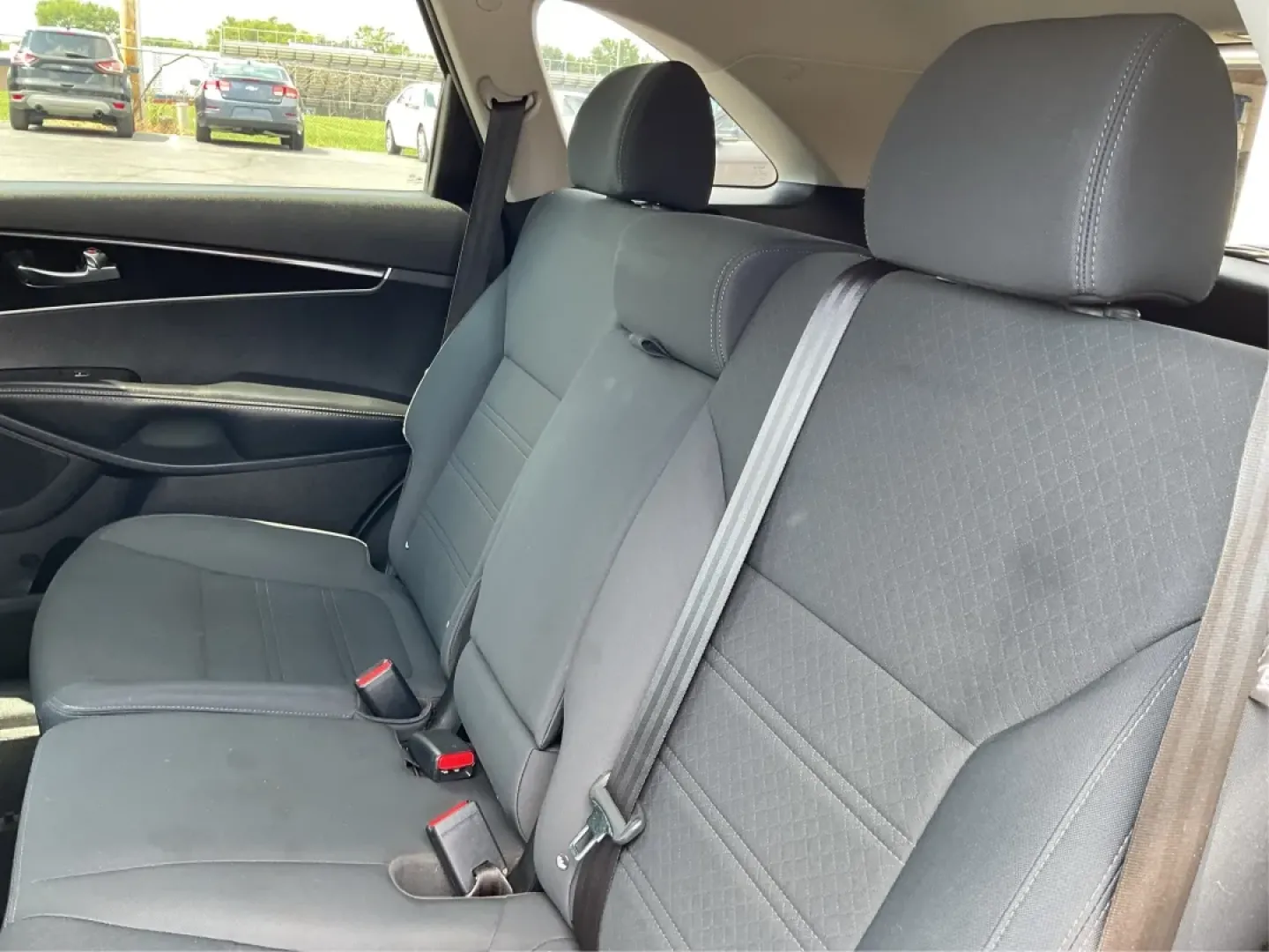 2016 Kia Sorento 2.4L LX (5XYPG4A34GG) with an 2.4L I-4 gasoline direct injection engine, located at 4508 South Dixie Dr, Moraine, OH, 45439, (937) 908-9800, 39.689976, -84.218452 - **Explore Life's Adventures with the 2016 Kia Sorento at Advantage Car and Credit - Riverside!**<br /> <br /> Are you ready to elevate your driving experience? The 2016 Kia Sorento is the perfect companion for families, adventurers, and daily commuters alike. This versatile SUV seamlessly blends com - Photo#10