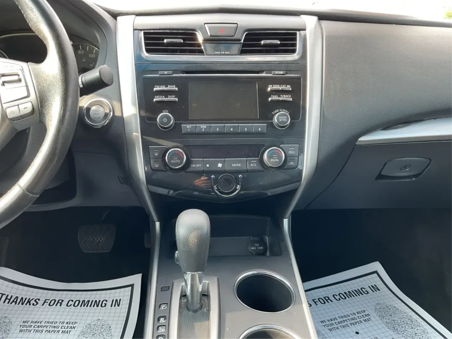 2015 Nissan Altima 2.5 SV (1N4AL3AP2FC) with an 2.5L I-4 DOHC engine, located at 1184 Kauffman Ave, Fairborn, OH, 45324, (937) 908-9800, 39.807072, -84.030914 - **Elevate Your Daily Drive with the 2015 Nissan Altima 2.5 SV at Advantage Car and Credit - Fairborn!**<br /> <br /> Are you searching for a reliable sedan that effortlessly blends style, comfort, and technology? Look no further than the 2015 Nissan Altima 2.5 SV available at Advantage Car and Credi - Photo#13