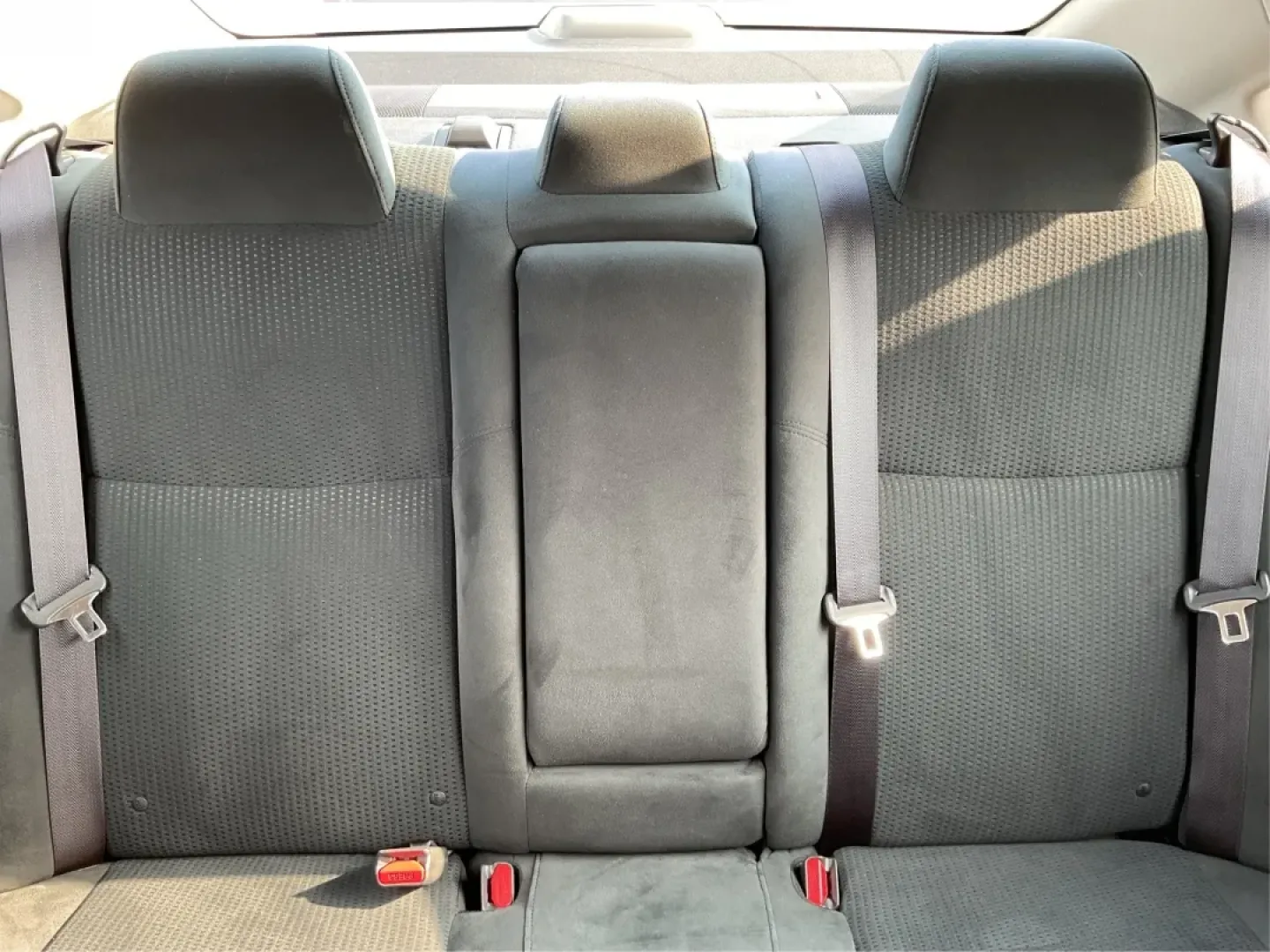 2015 Nissan Altima 2.5 SV (1N4AL3AP2FC) with an 2.5L I-4 DOHC engine, located at 1184 Kauffman Ave, Fairborn, OH, 45324, (937) 908-9800, 39.807072, -84.030914 - **Elevate Your Daily Drive with the 2015 Nissan Altima 2.5 SV at Advantage Car and Credit - Fairborn!**<br /> <br /> Are you searching for a reliable sedan that effortlessly blends style, comfort, and technology? Look no further than the 2015 Nissan Altima 2.5 SV available at Advantage Car and Credi - Photo#14