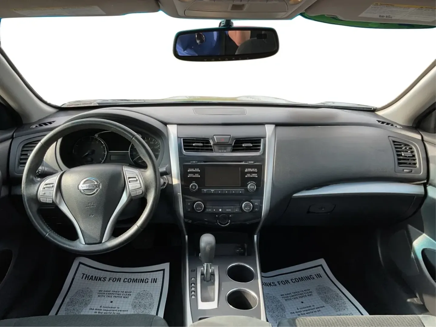 2015 Nissan Altima 2.5 SV (1N4AL3AP2FC) with an 2.5L I-4 DOHC engine, located at 1184 Kauffman Ave, Fairborn, OH, 45324, (937) 908-9800, 39.807072, -84.030914 - **Elevate Your Daily Drive with the 2015 Nissan Altima 2.5 SV at Advantage Car and Credit - Fairborn!**<br /> <br /> Are you searching for a reliable sedan that effortlessly blends style, comfort, and technology? Look no further than the 2015 Nissan Altima 2.5 SV available at Advantage Car and Credi - Photo#20