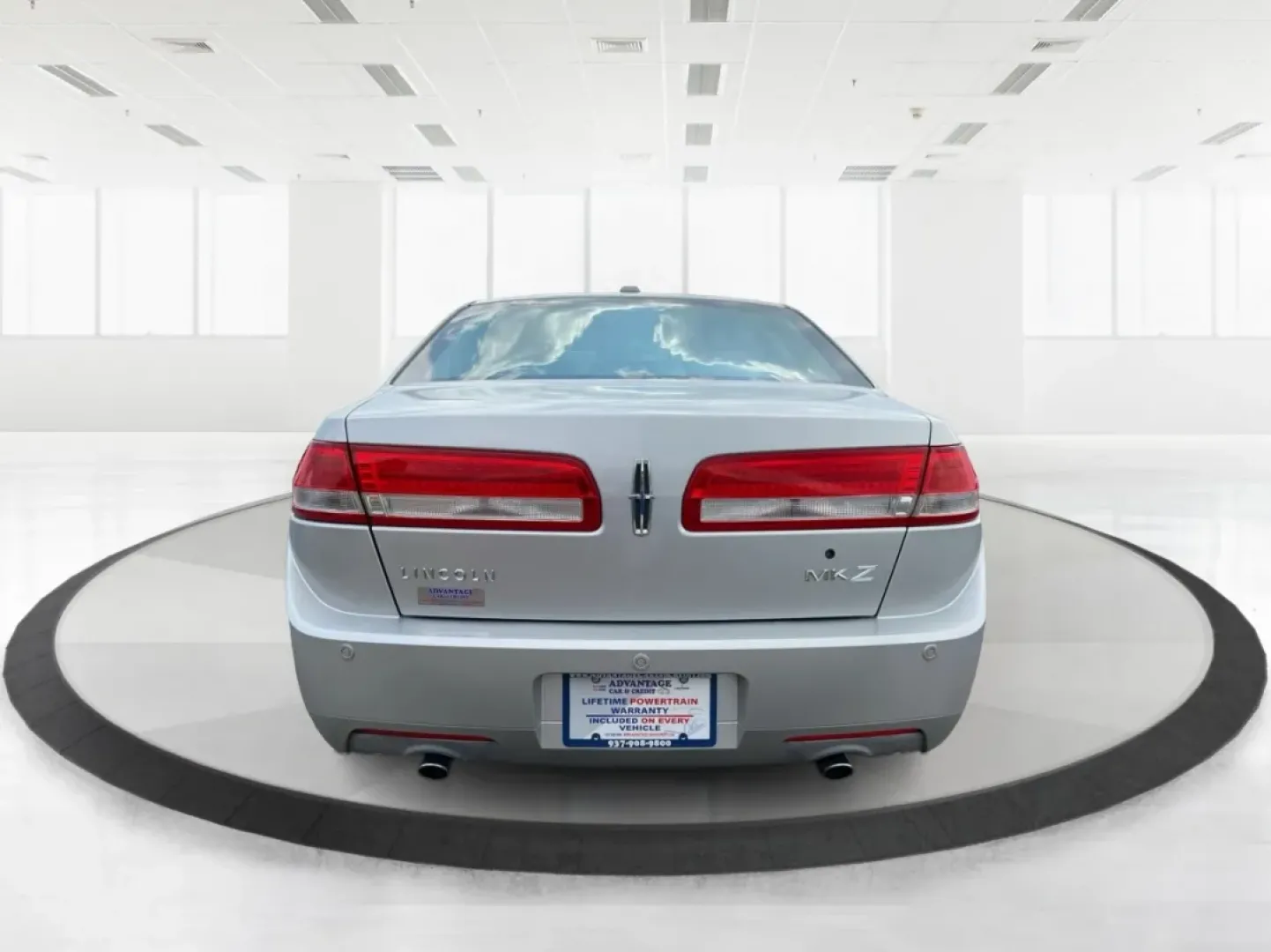 2011 Lincoln MKZ Base (3LNHL2GC8BR) with an Other engine, located at 1099 N County Rd 25A, Troy, OH, 45373, (937) 908-9800, 40.057079, -84.212883 - **Experience Luxury and Reliability with the 2011 Lincoln MKZ at Advantage Car and Credit**<br /> <br /> Are you in the market for a vehicle that combines sophistication with practicality? Look no further than the 2011 Lincoln MKZ available at Advantage Car and Credit in Fairborn, OH. This stunning - Photo#3