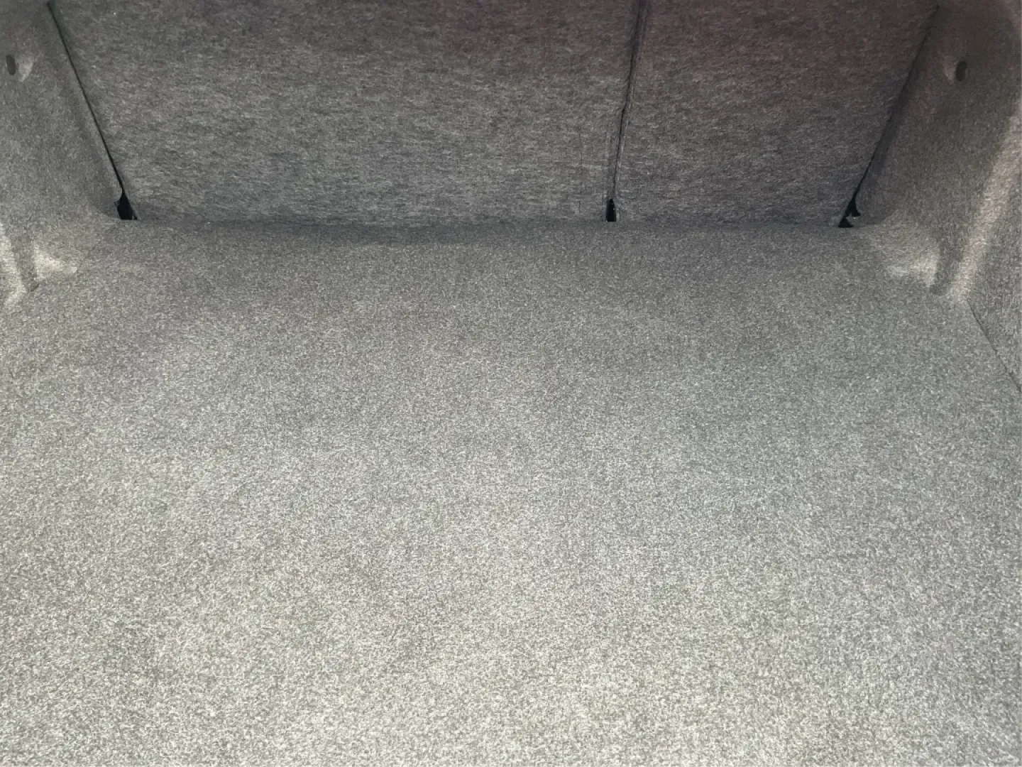 2011 Lincoln MKZ Base (3LNHL2GC8BR) with an Other engine, located at 1099 N County Rd 25A, Troy, OH, 45373, (937) 908-9800, 40.057079, -84.212883 - **Experience Luxury and Reliability with the 2011 Lincoln MKZ at Advantage Car and Credit**<br /> <br /> Are you in the market for a vehicle that combines sophistication with practicality? Look no further than the 2011 Lincoln MKZ available at Advantage Car and Credit in Fairborn, OH. This stunning - Photo#12