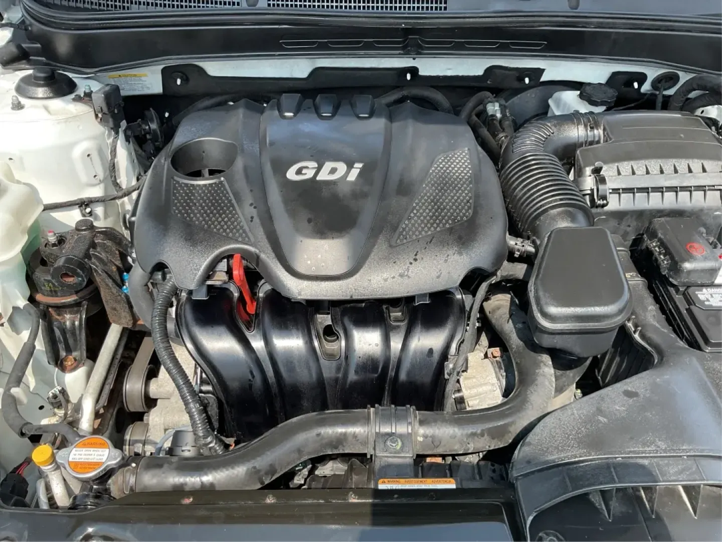 2011 Hyundai Sonata Limited (5NPEC4AC8BH) with an 2.4L I-4 gasoline direct injection engine, located at 1184 Kauffman Ave, Fairborn, OH, 45324, (937) 908-9800, 39.807072, -84.030914 - **Experience Comfort and Style with the 2011 Hyundai Sonata Limited - Perfect for Your Daily Commute or Weekend Getaway!**<br /> <br /> Looking for a reliable vehicle that seamlessly fits into your busy lifestyle? The 2011 Hyundai Sonata Limited is an excellent choice for those who want a perfect bl - Photo#11