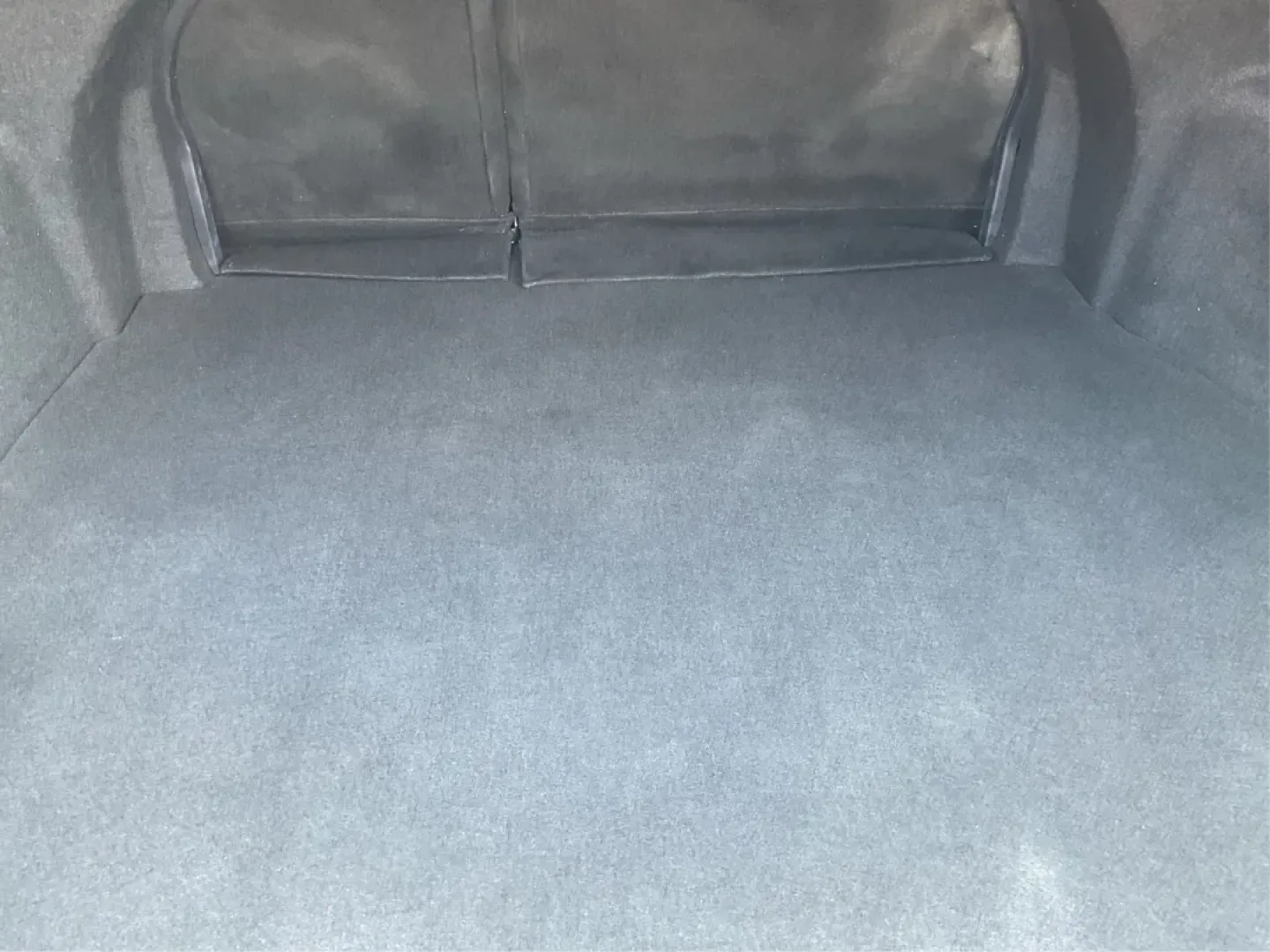 2011 Hyundai Sonata Limited (5NPEC4AC8BH) with an 2.4L I-4 gasoline direct injection engine, located at 1184 Kauffman Ave, Fairborn, OH, 45324, (937) 908-9800, 39.807072, -84.030914 - **Experience Comfort and Style with the 2011 Hyundai Sonata Limited - Perfect for Your Daily Commute or Weekend Getaway!**<br /> <br /> Looking for a reliable vehicle that seamlessly fits into your busy lifestyle? The 2011 Hyundai Sonata Limited is an excellent choice for those who want a perfect bl - Photo#12