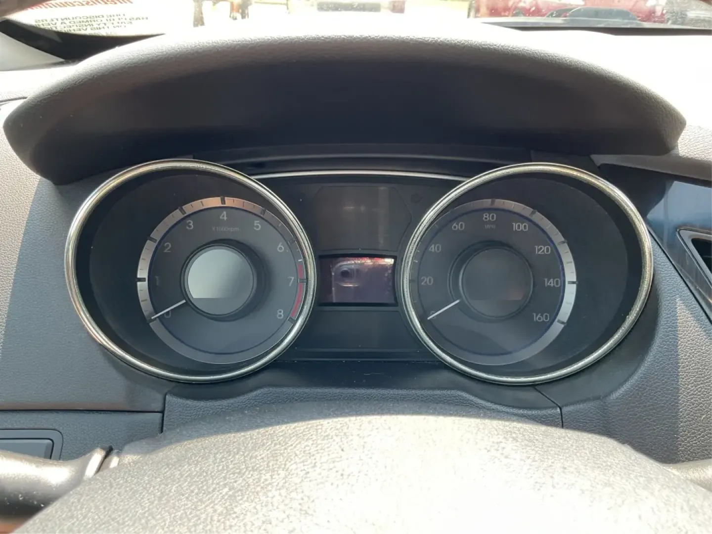 2011 Hyundai Sonata Limited (5NPEC4AC8BH) with an 2.4L I-4 gasoline direct injection engine, located at 1184 Kauffman Ave, Fairborn, OH, 45324, (937) 908-9800, 39.807072, -84.030914 - **Experience Comfort and Style with the 2011 Hyundai Sonata Limited - Perfect for Your Daily Commute or Weekend Getaway!**<br /> <br /> Looking for a reliable vehicle that seamlessly fits into your busy lifestyle? The 2011 Hyundai Sonata Limited is an excellent choice for those who want a perfect bl - Photo#15