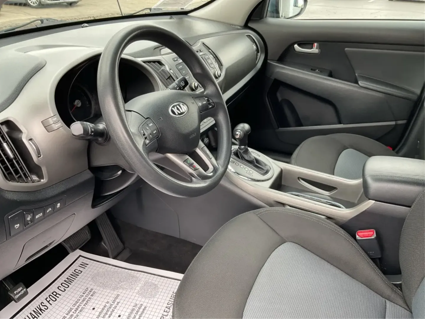 2014 Kia Sportage LX (KNDPBCAC3E7) with an 2.4L I-4 gasoline direct injection engine, located at 1184 Kauffman Ave, Fairborn, OH, 45324, (937) 908-9800, 39.807072, -84.030914 - **Adventure Awaits: Explore the 2014 Kia Sportage LX at Advantage Car and Credit!**<br /> <br /> Are you ready to embrace the open road and create unforgettable memories? The 2014 Kia Sportage LX is your ticket to adventure, perfect for weekend getaways, family trips, or daily commuting around Fairb - Photo#9