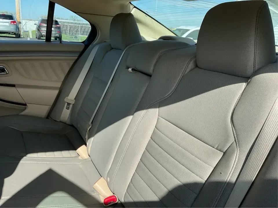 2014 Ford Taurus SE (1FAHP2D89EG) with an 3.5L V6 DOHC 24V engine, 6-Speed Automatic transmission, located at 1184 Kauffman Ave, Fairborn, OH, 45324, (937) 908-9800, 39.807072, -84.030914 - **Experience the Perfect Blend of Comfort and Reliability with the 2014 Ford Taurus SE**<br /> <br /> Looking for a reliable sedan that suits your daily commute while also being perfect for family road trips? The 2014 Ford Taurus SE is designed to meet the needs of diverse lifestyles, making it a fa - Photo#10