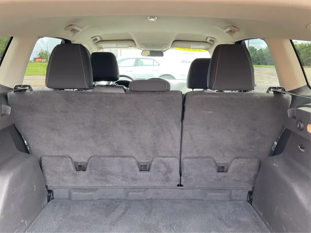 2017 Ford Escape SE (1FMCU9GD3HU) with an Other engine, located at 1099 N County Rd 25A, Troy, OH, 45373, (937) 908-9800, 40.057079, -84.212883 - Are you searching for a reliable and stylish SUV that fits seamlessly into your busy lifestyle? Look no further than this stunning 2017 Ford Escape SE, available now at Advantage Car and Credit in Fairborn, OH. With its robust features and comfortable design, this vehicle is perfect for growing fami - Photo#12