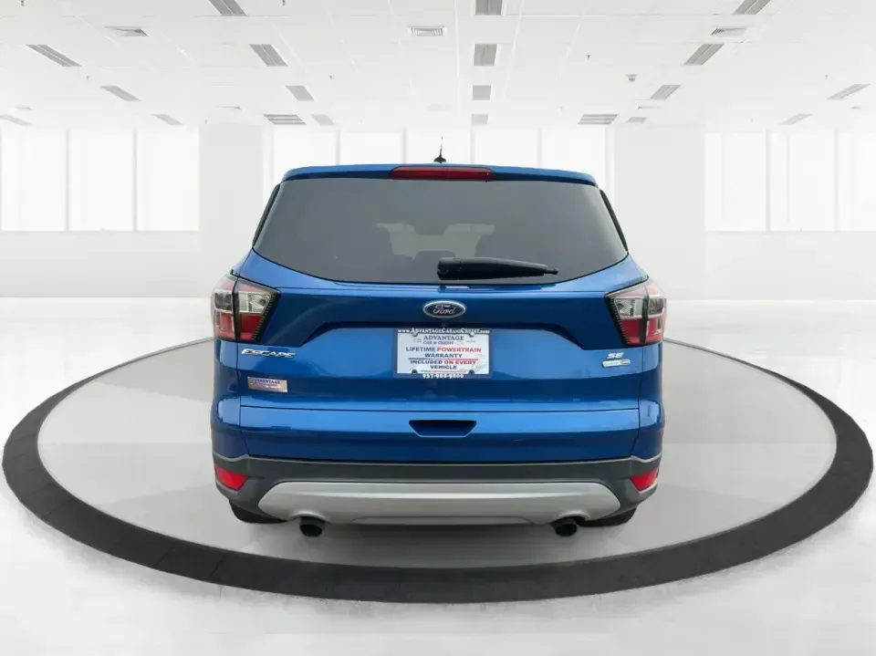 2017 Ford Escape (1FMCU9GD3HU) with an Other engine, located at 1230 East Main St, Xenia, OH, 45385, (937) 908-9800, 39.688026, -83.910172 - Are you searching for a reliable and stylish SUV that fits seamlessly into your busy lifestyle? Look no further than this stunning 2017 Ford Escape SE, available now at Advantage Car and Credit in Fairborn, OH. With its robust features and comfortable design, this vehicle is perfect for growing fami - Photo#3