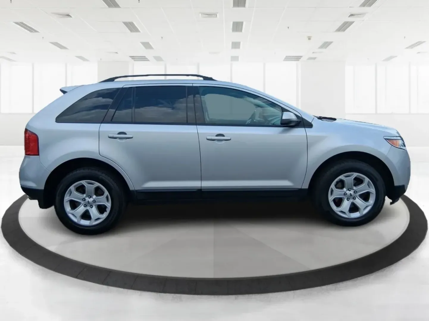 2013 Ford Edge SEL (2FMDK4JC3DB) with an 3.5L V-6 DOHC engine, located at 4508 South Dixie Dr, Moraine, OH, 45439, (937) 908-9800, 39.689976, -84.218452 - **Adventure Awaits with the 2013 Ford Edge SEL at Advantage Car and Credit!**<br /> <br /> If you're searching for a versatile SUV that's perfect for weekend getaways or daily commutes, look no further than this stunning 2013 Ford Edge SEL, now available at Advantage Car and Credit in Fairborn, OH. - Photo#1