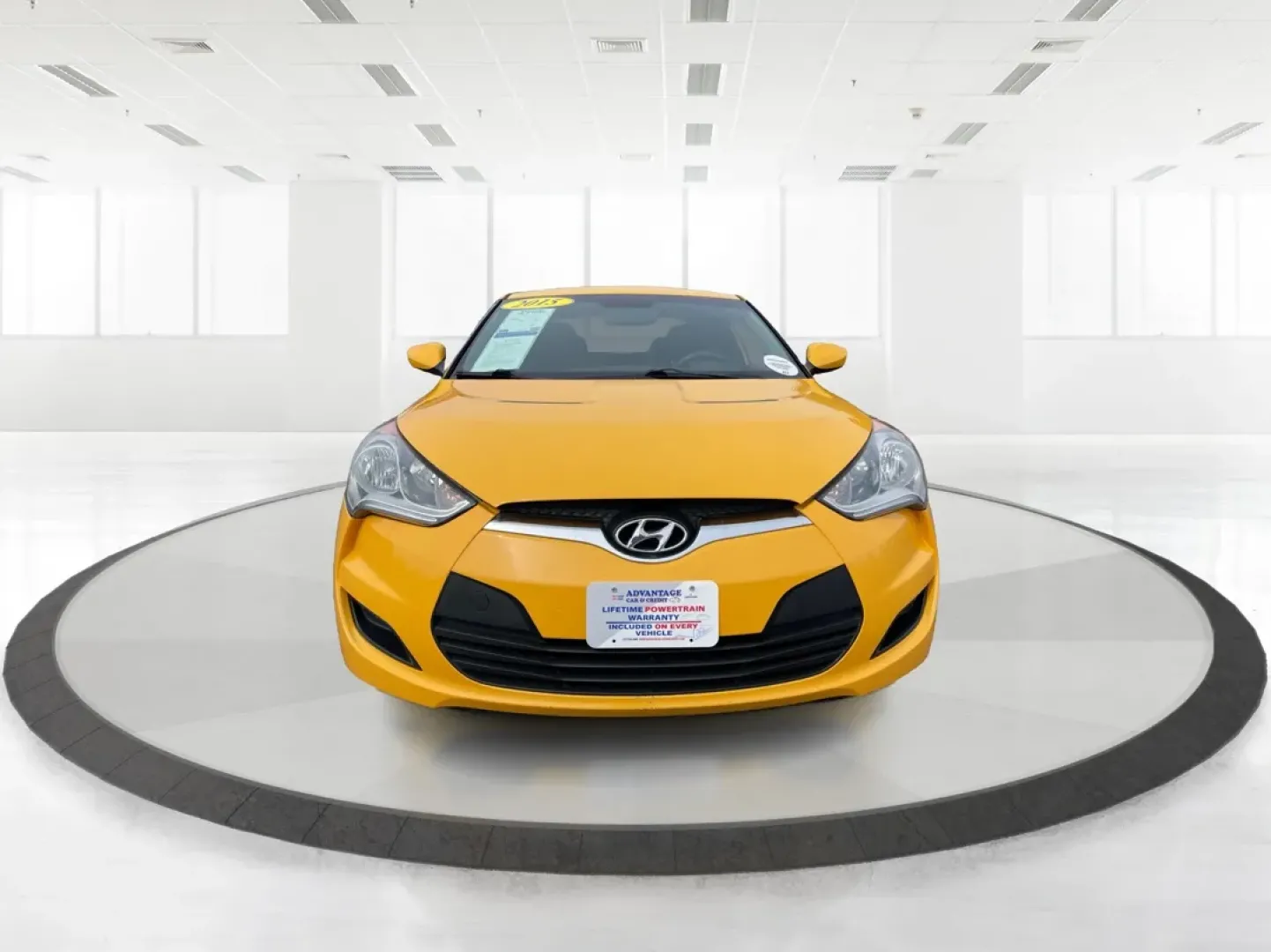 2015 Hyundai Veloster Base (KMHTC6AD3FU) with an Other engine, located at 1230 East Main St, Xenia, OH, 45385, (937) 908-9800, 39.688026, -83.910172 - **Unleash Your Adventurous Spirit with the 2015 Hyundai Veloster Perfect for Thrill-Seekers!**<br /> <br /> Are you ready to make every drive an adventure? The 2015 Hyundai Veloster is not just a car; it's a lifestyle upgrade! This sporty coupe, with its eye-catching yellow exterior, is designed fo - Photo#7