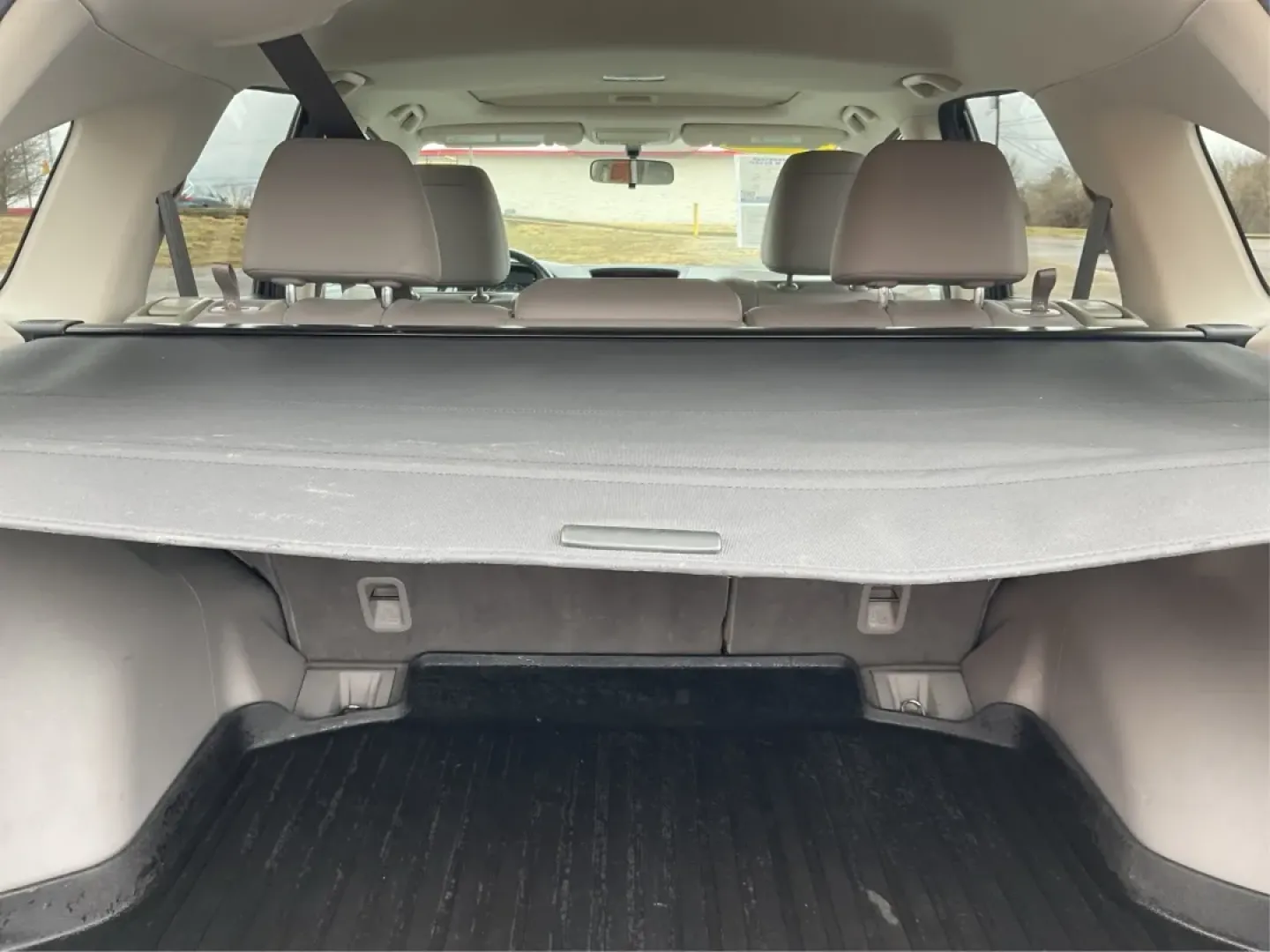 2012 Honda CR-V EX-L 4WD 5-Speed AT (2HKRM3H75CH) with an Other engine, located at 1099 N County Rd 25A, Troy, OH, 45373, (937) 908-9800, 40.057079, -84.212883 - Are you ready to elevate your adventures and daily commutes with a reliable vehicle? The 2012 Honda CR-V EX-L is perfect for individuals and families alike, offering a comfortable ride with ample space and versatile features. Whether you're navigating the bustling streets of Fairborn, OH, or heading - Photo#11