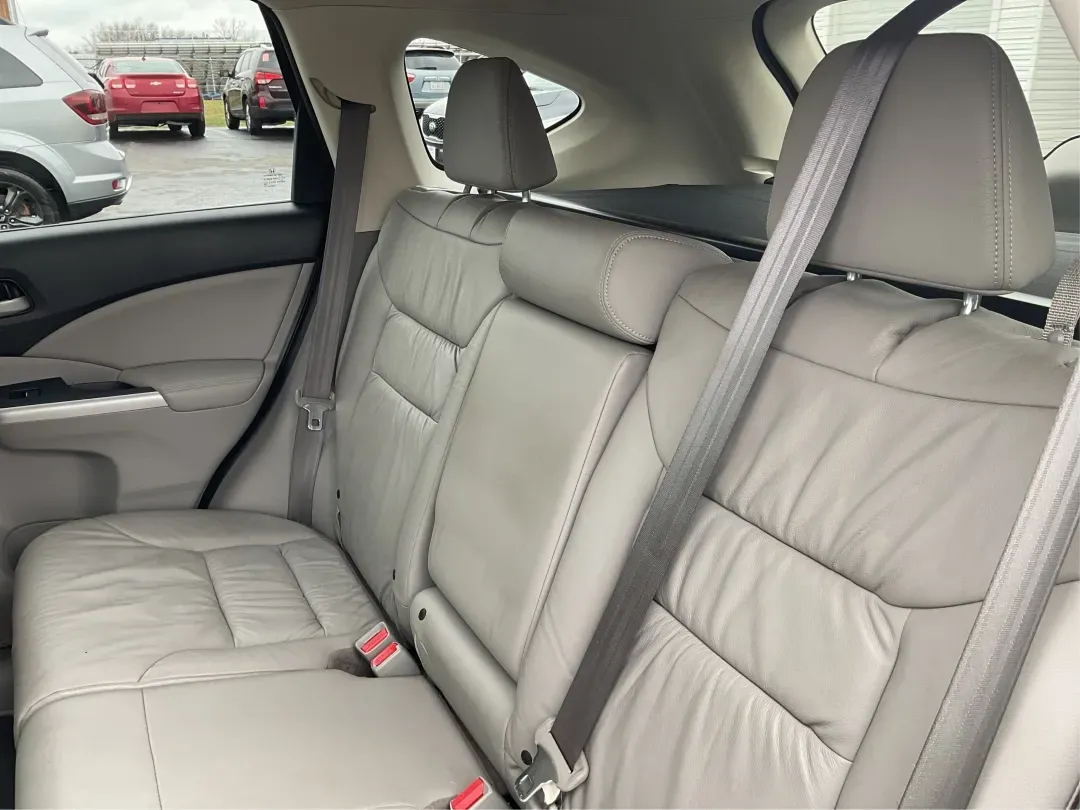 2012 Honda CR-V EX-L 4WD 5-Speed AT (2HKRM3H75CH) with an Other engine, located at 401 Woodman Dr, Riverside, OH, 45431, (937) 908-9800, 39.760899, -84.123421 - Are you ready to elevate your adventures and daily commutes with a reliable vehicle? The 2012 Honda CR-V EX-L is perfect for individuals and families alike, offering a comfortable ride with ample space and versatile features. Whether you're navigating the bustling streets of Fairborn, OH, or heading - Photo#10