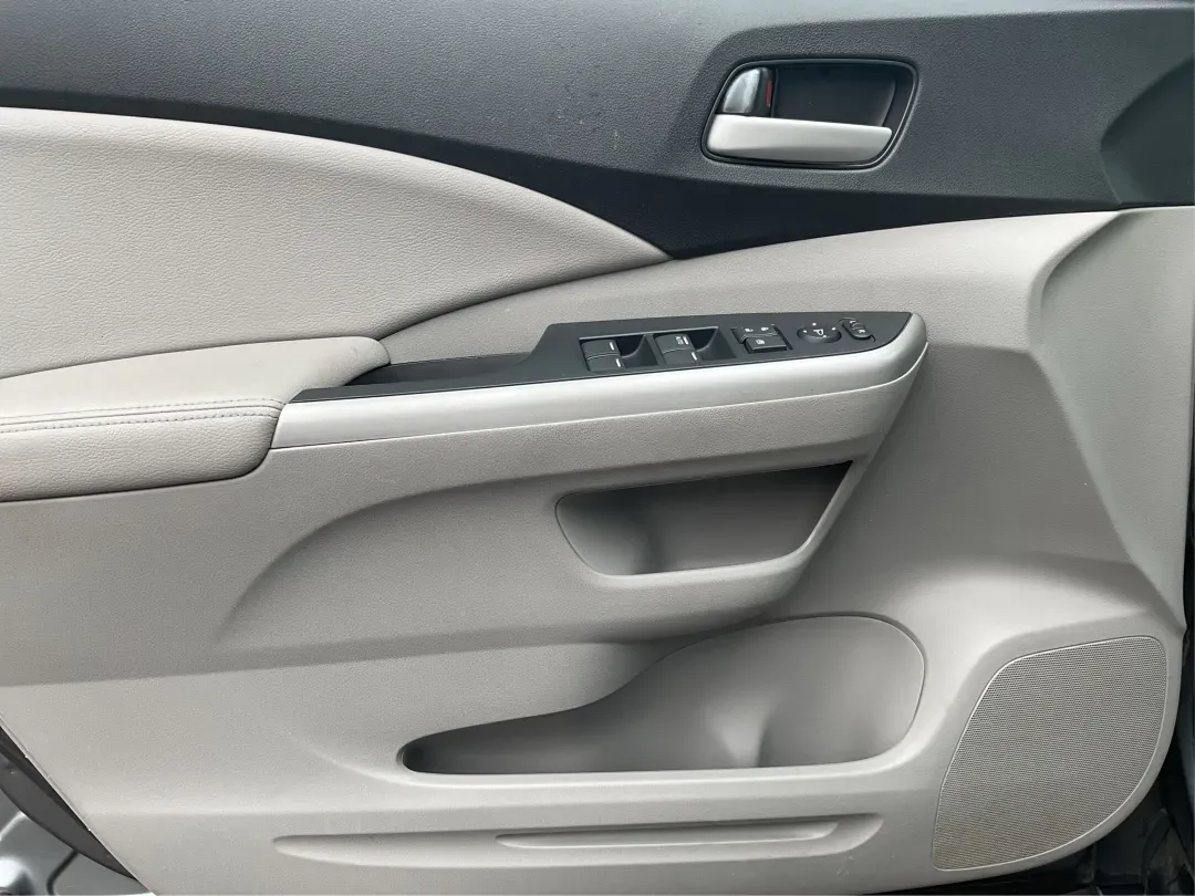 2012 Honda CR-V EX-L 4WD 5-Speed AT (2HKRM3H75CH) with an Other engine, located at 401 Woodman Dr, Riverside, OH, 45431, (937) 908-9800, 39.760899, -84.123421 - Are you ready to elevate your adventures and daily commutes with a reliable vehicle? The 2012 Honda CR-V EX-L is perfect for individuals and families alike, offering a comfortable ride with ample space and versatile features. Whether you're navigating the bustling streets of Fairborn, OH, or heading - Photo#17