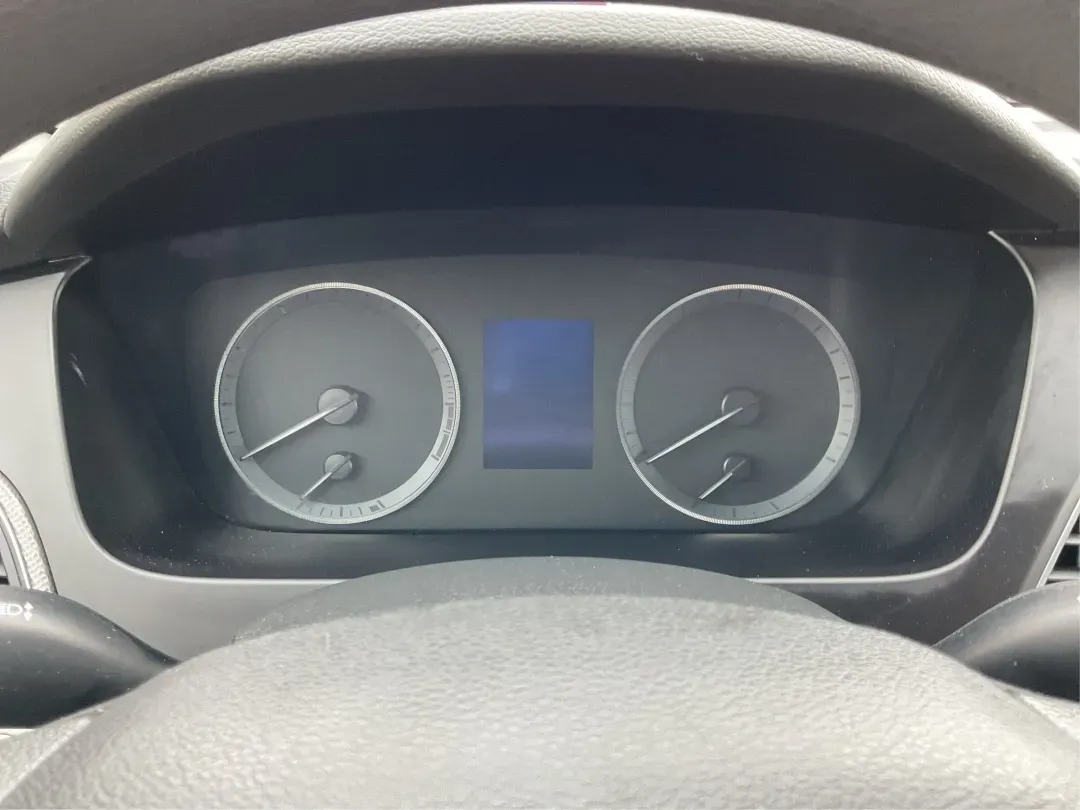 2017 Hyundai Sonata Base/SE (5NPE24AF8HH) with an Other engine, located at 1184 Kauffman Ave, Fairborn, OH, 45324, (937) 908-9800, 39.807072, -84.030914 - **Discover Your Next Adventure with the 2017 Hyundai Sonata at Advantage Car and Credit!**<br /> <br /> Are you in the market for a reliable sedan that effortlessly combines comfort, style, and functionality? Look no further than the 2017 Hyundai Sonata, available now at Advantage Car and Credit in - Photo#15