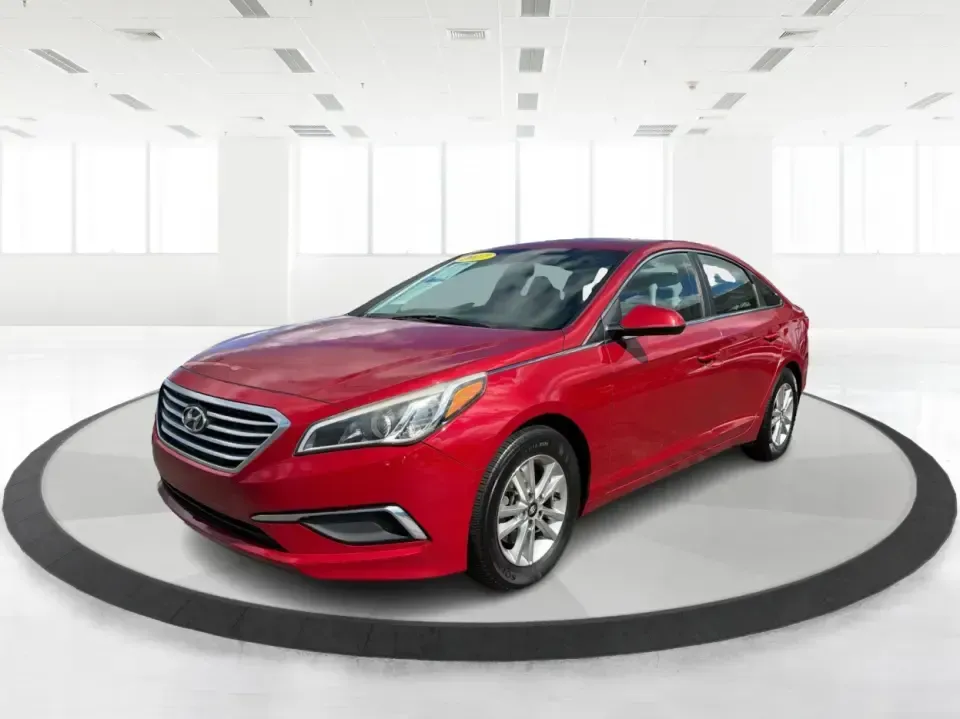 2017 Hyundai Sonata Base (5NPE24AF8HH) with an 2.4L L4 DOHC 16V engine, 7A transmission, located at 1099 N County Rd 25A, Troy, OH, 45373, (937) 908-9800, 40.057079, -84.212883 - Need a reliable, comfortable sedan for the daily drive from Troy to Dayton, school drop-offs, or quick weekend getaways to Charleston Falls Preserve? This red 2017 Hyundai Sonata Base is built for real life-easy to park downtown near the Miami County Courthouse, smooth on I75, and efficient enough f - Photo#8