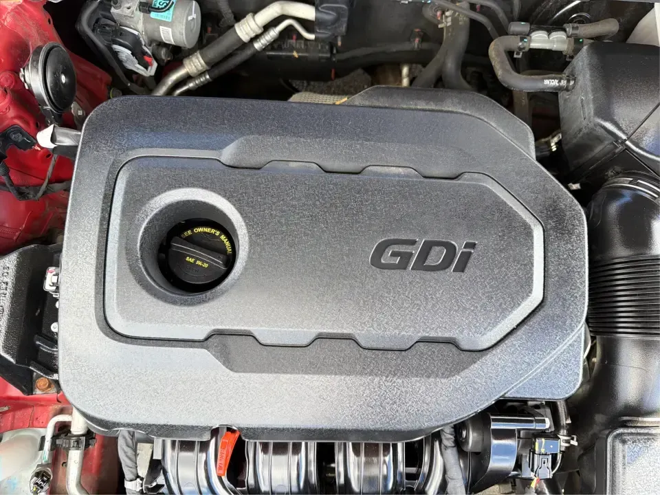 2017 Hyundai Sonata Base (5NPE24AF8HH) with an 2.4L L4 DOHC 16V engine, 7A transmission, located at 1099 N County Rd 25A, Troy, OH, 45373, (937) 908-9800, 40.057079, -84.212883 - Need a reliable, comfortable sedan for the daily drive from Troy to Dayton, school drop-offs, or quick weekend getaways to Charleston Falls Preserve? This red 2017 Hyundai Sonata Base is built for real life-easy to park downtown near the Miami County Courthouse, smooth on I75, and efficient enough f - Photo#11