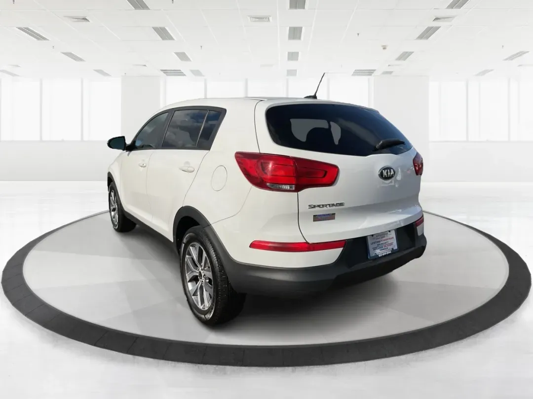2015 Kia Sportage LX (KNDPB3AC1F7) with an Other engine, located at 4508 South Dixie Dr, Moraine, OH, 45439, (937) 908-9800, 39.689976, -84.218452 - Are you looking for a versatile vehicle that can handle your family's daily adventures while also being budget-friendly? Look no further than this 2015 Kia Sportage LX, now available at Advantage Car and Credit in Fairborn, OH. This stylish crossover SUV is perfect for growing families, weekend geta - Photo#3