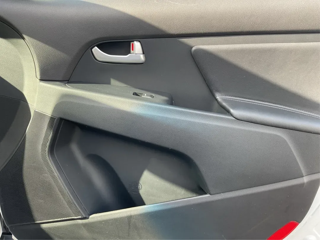 2015 Kia Sportage LX (KNDPB3AC1F7) with an Other engine, located at 4508 South Dixie Dr, Moraine, OH, 45439, (937) 908-9800, 39.689976, -84.218452 - Are you looking for a versatile vehicle that can handle your family's daily adventures while also being budget-friendly? Look no further than this 2015 Kia Sportage LX, now available at Advantage Car and Credit in Fairborn, OH. This stylish crossover SUV is perfect for growing families, weekend geta - Photo#17