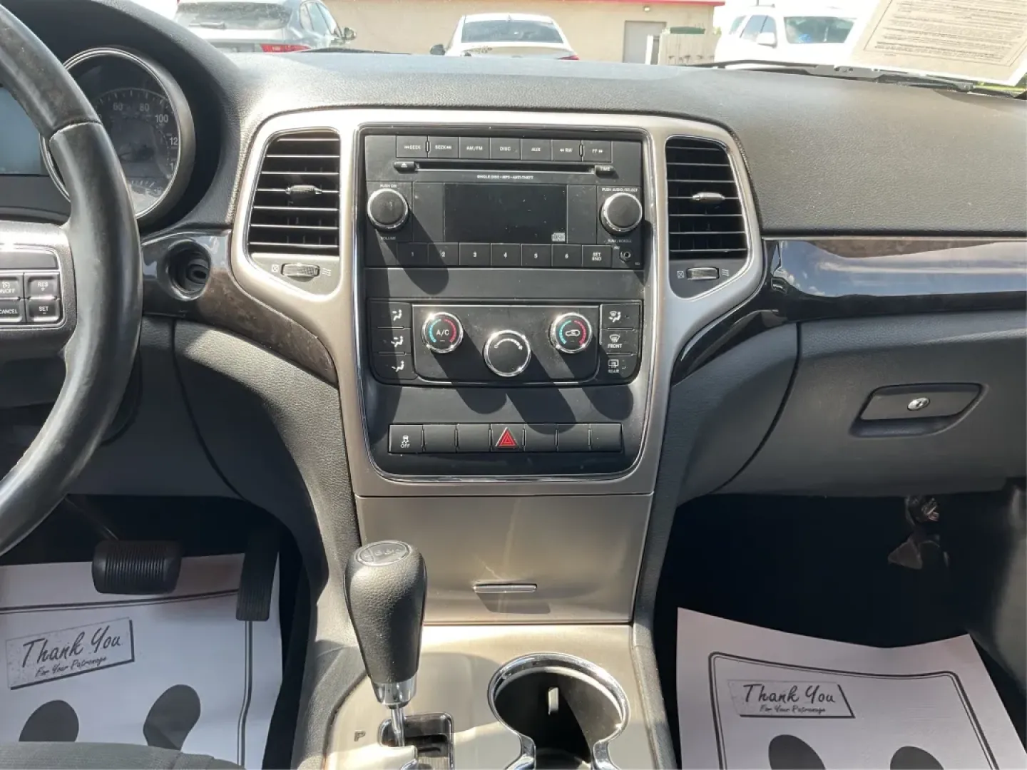 2013 Jeep Grand Cherokee Laredo (1C4RJFAG7DC) with an Other engine, located at 1230 East Main St, Xenia, OH, 45385, (937) 908-9800, 39.688026, -83.910172 - Are you ready to elevate your driving experience? Whether you're a growing family in need of spacious comfort, a weekend adventurer seeking reliability, or simply someone looking for a dependable daily driver, the 2013 Jeep Grand Cherokee Laredo is the perfect vehicle for you. Located at Advantage C - Photo#13