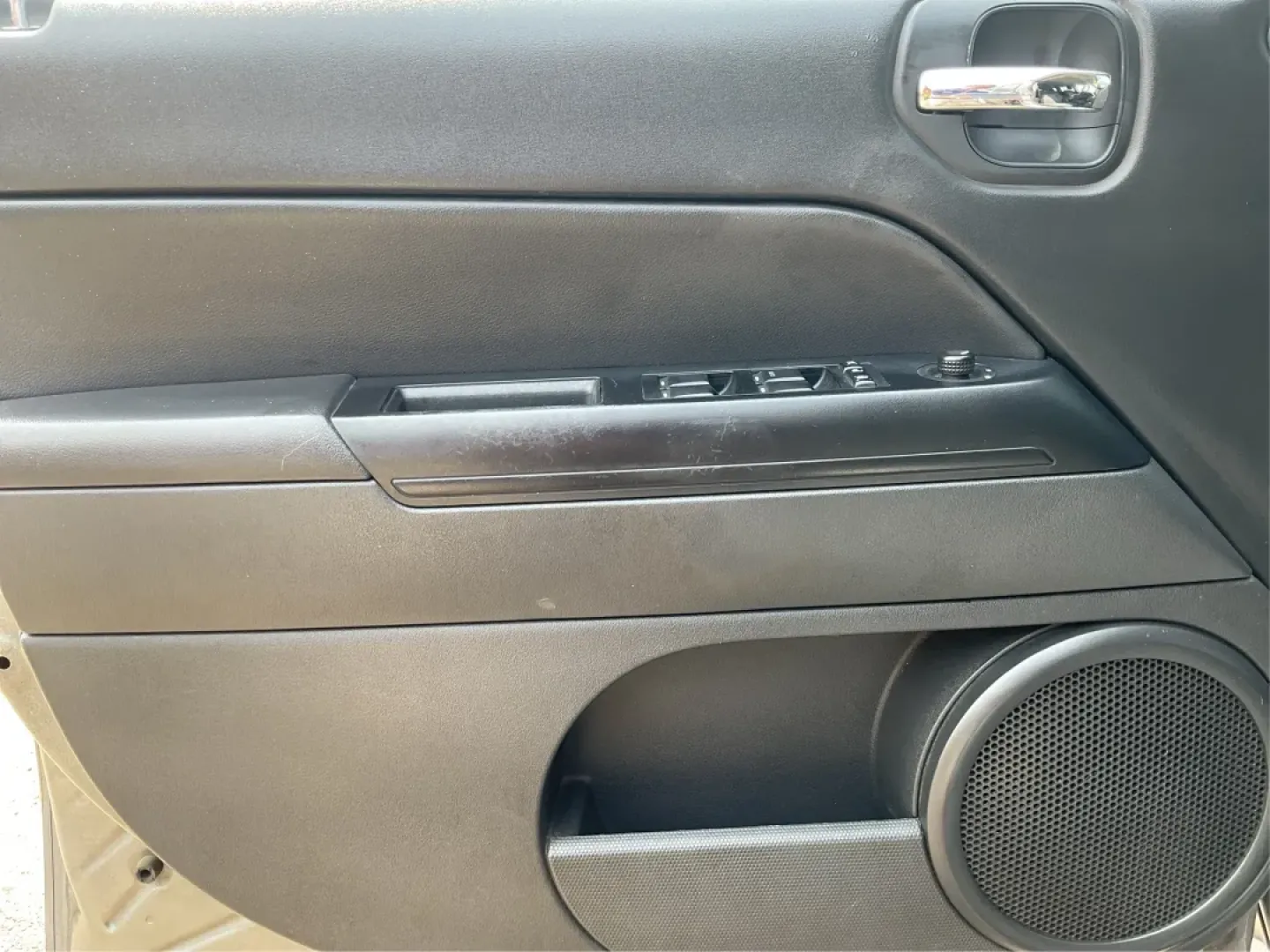 2013 Jeep Patriot Latitude (1C4NJPFA8DD) with an Other engine, located at 1951 S Dayton Lakeview Rd., New Carlisle, OH, 45344, (937) 908-9800, 39.890999, -84.050255 - Ready to elevate your adventures? Meet the 2013 Jeep Patriot Latitude, a versatile SUV that perfectly balances rugged capability with everyday comfort. Whether you're navigating the bustling streets of Fairborn, OH, or heading out for a weekend getaway to the scenic parks nearby, this vehicle is des - Photo#17