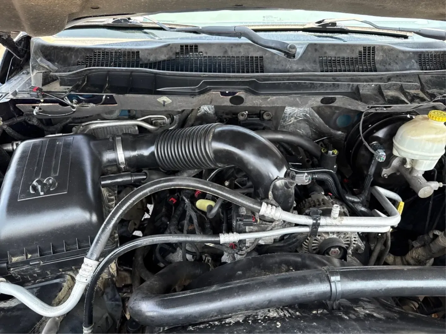 2015 Ram 1500 Express (1C6RR7FT8FS) with an Other engine, located at 1951 S Dayton Lakeview Rd., New Carlisle, OH, 45344, (937) 908-9800, 39.890999, -84.050255 - **Unleash Adventure with the 2015 Ram 1500 Express Perfect for Every Journey!**<br /> <br /> Are you ready to elevate your lifestyle with a vehicle that meets all your needs? The 2015 Ram 1500 Express is not just a truck; it's your gateway to weekend adventures, family road trips, and everything in - Photo#11