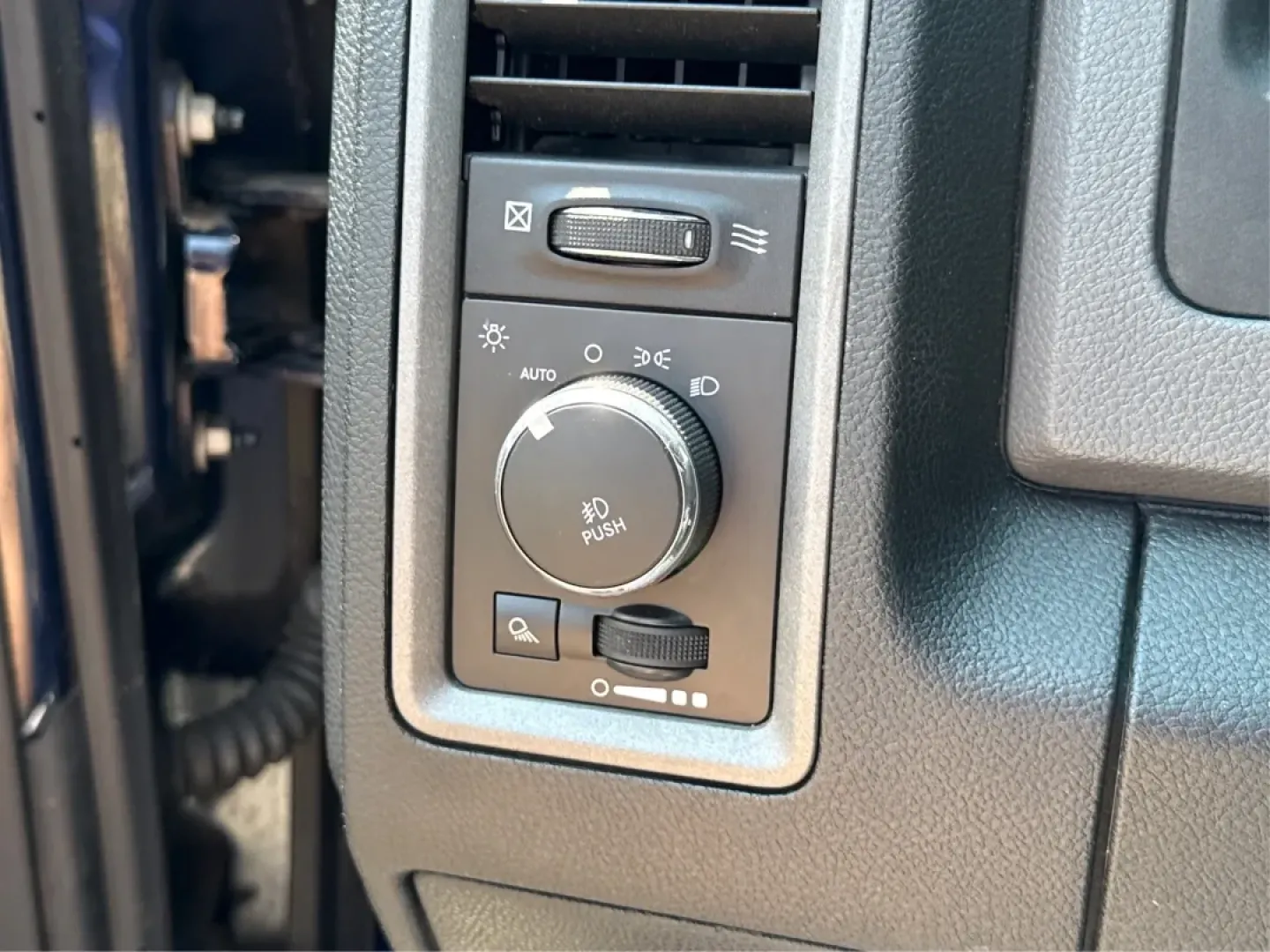 2015 Ram 1500 Express (1C6RR7FT8FS) with an Other engine, located at 1951 S Dayton Lakeview Rd., New Carlisle, OH, 45344, (937) 908-9800, 39.890999, -84.050255 - **Unleash Adventure with the 2015 Ram 1500 Express Perfect for Every Journey!**<br /> <br /> Are you ready to elevate your lifestyle with a vehicle that meets all your needs? The 2015 Ram 1500 Express is not just a truck; it's your gateway to weekend adventures, family road trips, and everything in - Photo#17