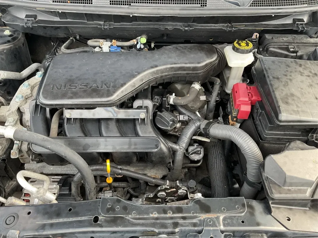 2017 Nissan Rogue S (JN1BJ1CR3HW) with an 2L I-4 gasoline direct injection engine, located at 1951 S Dayton Lakeview Rd., New Carlisle, OH, 45344, (937) 908-9800, 39.890999, -84.050255 - **Discover Adventure with the 2017 Nissan Rogue at Advantage Car and Credit!**<br /> <br /> Are you ready to elevate your lifestyle and embark on new adventures? Whether you're a busy parent juggling school drop-offs, a commuter navigating the daily grind, or an outdoor enthusiast seeking weekend es - Photo#11