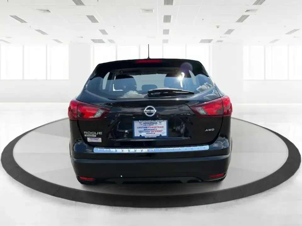 2017 Nissan Rogue S (JN1BJ1CR3HW) with an 2.0L L4 DOHC 16V engine, Continuously Variable Transmission transmission, located at 1184 Kauffman Ave, Fairborn, OH, 45324, (937) 908-9800, 39.807072, -84.030914 - Need one SUV that can handle the daily school run, the long commute to Wright-Patterson AFB, and spontaneous weekend getaways to Yellow Springs without feeling like a chore? This 2017 Nissan Rogue SL AWD is built for real-life driving in and around Fairborn, with the comfort, traction, and efficienc- Photo#3