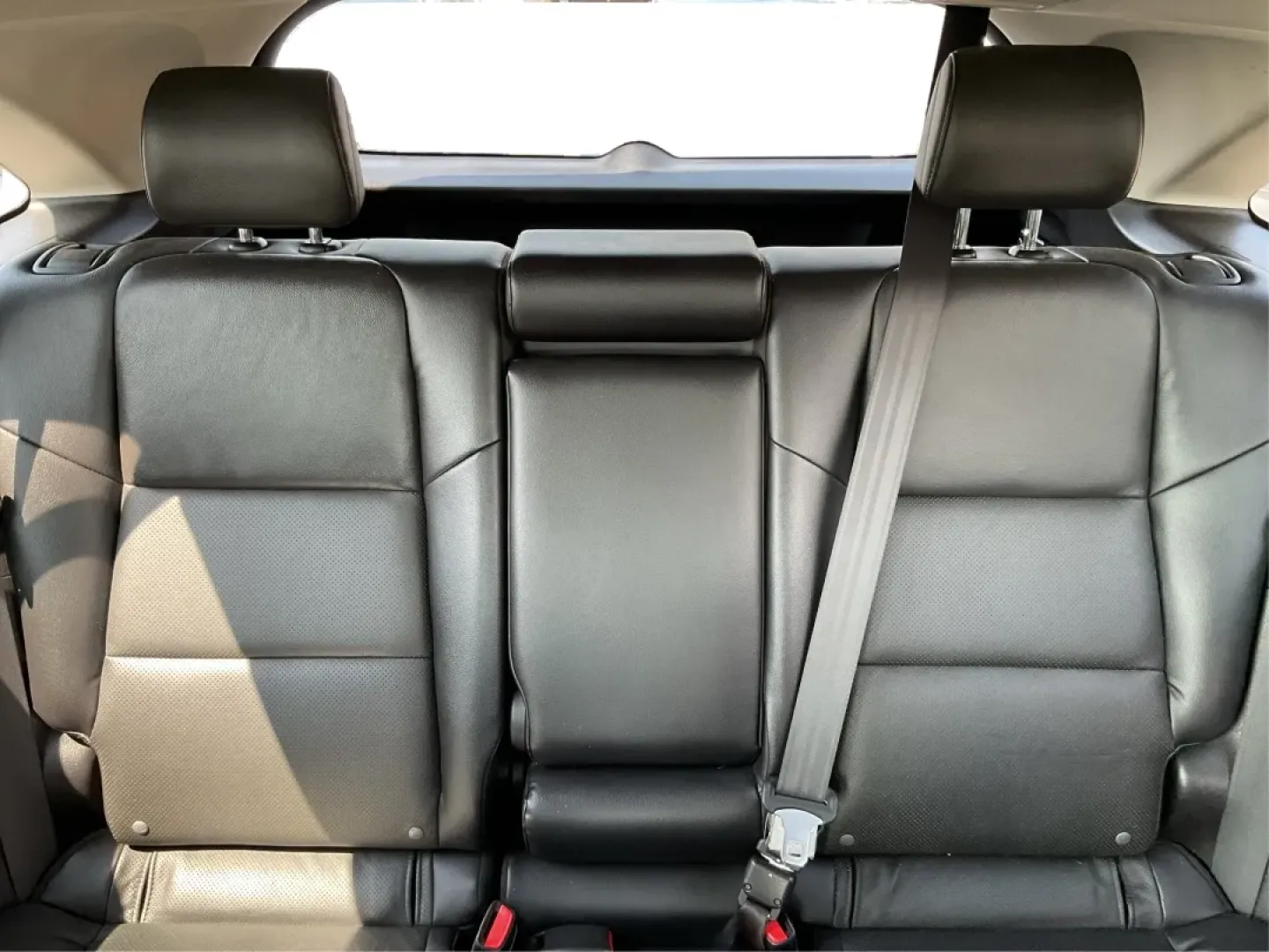 2014 Acura RDX Base (5J8TB4H33EL) with an Other engine, located at 880 E. National Road, Vandalia, OH, 45377, (937) 908-9800, 39.891918, -84.183594 - **Elevate Your Journey with the 2014 Acura RDX: Perfect for Every Adventure in Fairborn, OH**<br /> <br /> Are you on the hunt for a versatile vehicle that can seamlessly blend into your active lifestyle? Whether you're commuting to work, running errands around Fairborn, or planning a weekend getawa - Photo#14