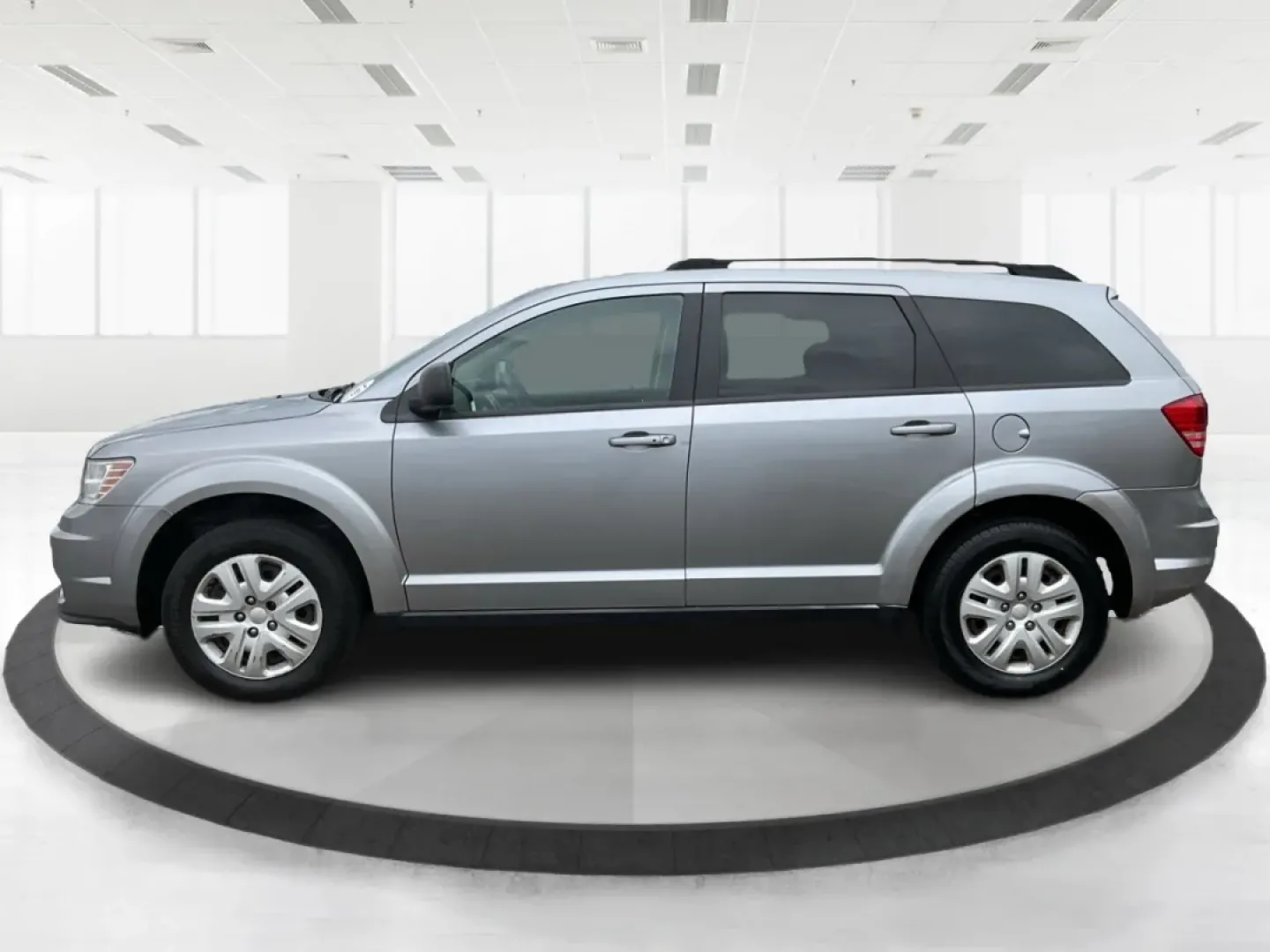 2017 Dodge Journey SE (3C4PDCAB2HT) with an Tigershark MultiAir 2.4L I-4 DOHC engine, located at 8750 N County Rd 25A, Piqua, OH, 45356, (937) 908-9800, 40.164391, -84.232513 - **Unleash Your Family Adventures with the 2017 Dodge Journey at Advantage Car and Credit!**<br /> <br /> Are you searching for the perfect SUV to suit your growing family's needs or to make those weekend adventures more exciting? Look no further than this reliable and spacious **2017 Dodge Journey** - Photo#5