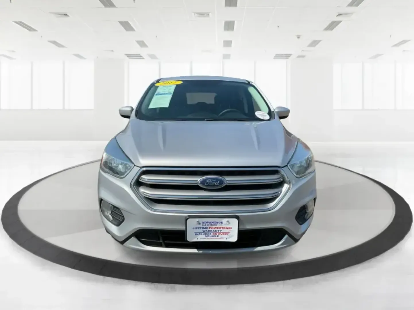 2017 Ford Escape SE (1FMCU9GD4HU) with an 1.5L L4 DOHC 16V engine, 6A transmission, located at 401 Woodman Dr, Riverside, OH, 45431, (937) 908-9800, 39.760899, -84.123421 - **Adventure Awaits in This 2017 Ford Escape SE Perfect for Your Next Journey!**<br /> <br /> If you're looking for a versatile vehicle that meets the needs of an active lifestyle, the 2017 Ford Escape SE is the perfect choice for adventurous families or budget-conscious commuters. With ample room f - Photo#7