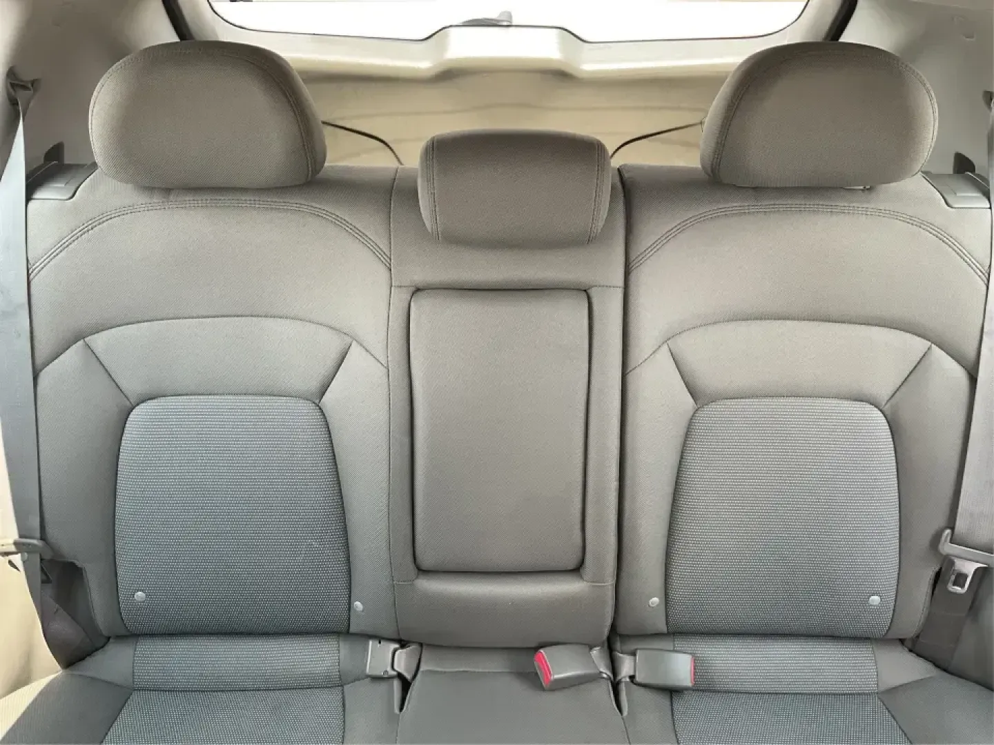 2016 Kia Sportage LX (KNDPBCACXG7) with an Theta II 2.4L I-4 gasoline direct injection engine, 6-Speed Automatic transmission, located at 1230 East Main St, Xenia, OH, 45385, (937) 908-9800, 39.688026, -83.910172 - Embrace the journey of life with the 2016 Kia Sportage LX, a vehicle designed for those who thrive on adventure and seek comfort in their daily commute. Whether you're navigating the bustling streets of Fairborn, OH, or embarking on a weekend family getaway, this versatile crossover is your perfect - Photo#14