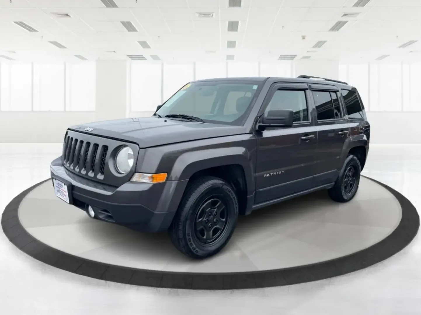 2016 Jeep Patriot Sport (1C4NJPBAXGD) with an Other engine, located at 1230 East Main St, Xenia, OH, 45385, (937) 908-9800, 39.688026, -83.910172 - **Explore New Adventures with the 2016 Jeep Patriot Sport SUV at Advantage Car and Credit in Fairborn, OH!**<br /> <br /> Are you ready to elevate your lifestyle with a vehicle that complements your adventurous spirit? Whether you're navigating the bustling streets of Fairborn or hitting the trails - Photo#8