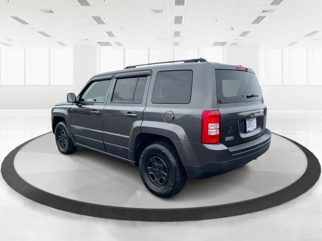 2016 Jeep Patriot Sport (1C4NJPBAXGD) with an Other engine, located at 880 E. National Road, Vandalia, OH, 45377, (937) 908-9800, 39.891918, -84.183594 - **Explore New Adventures with the 2016 Jeep Patriot Sport SUV at Advantage Car and Credit in Fairborn, OH!**<br /> <br /> Are you ready to elevate your lifestyle with a vehicle that complements your adventurous spirit? Whether you're navigating the bustling streets of Fairborn or hitting the trails - Photo#4