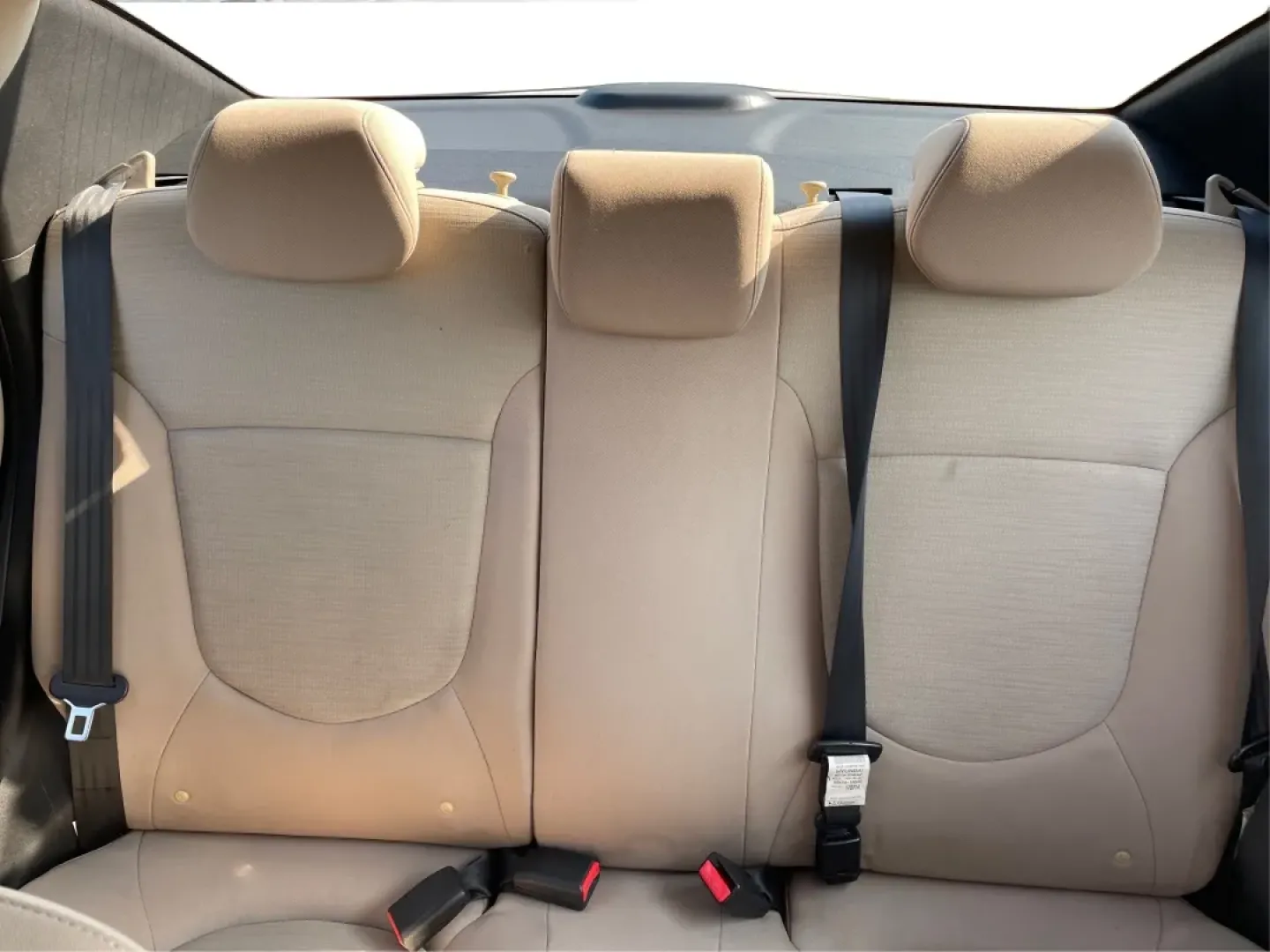 2017 Hyundai Accent SE 4-Door 6A (KMHCT4AE7HU) with an 1.6L L4 DOHC 16V engine, 6-Speed Automatic transmission, located at 1099 N County Rd 25A, Troy, OH, 45373, (937) 908-9800, 40.057079, -84.212883 - Are you searching for a reliable, budget-friendly vehicle that accommodates your busy lifestyle? Look no further than Advantage Car and Credit in Fairborn, OH! We specialize in providing top-notch used vehicles with flexible financing options tailored to fit your needs. Our 2017 Hyundai Accent SE is - Photo#14