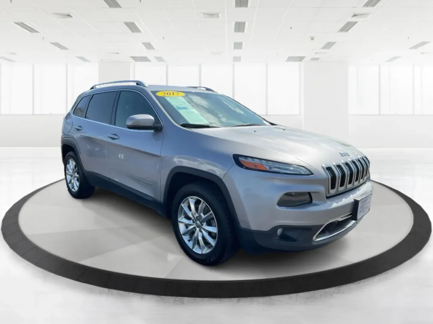 2017 Jeep Cherokee Limited 4x4 (1C4PJMDB5HW) with an Other engine, located at 1230 East Main St, Xenia, OH, 45385, (937) 908-9800, 39.688026, -83.910172 - **Adventure Awaits with the 2017 Jeep Cherokee Limited 4x4: Your Perfect Family Crossover!**<br /> <br /> Discover the ultimate blend of style, comfort, and performance with the 2017 Jeep Cherokee Limited 4x4, available now at Advantage Car and Credit in Fairborn, OH. This vehicle is designed for th - Photo#0