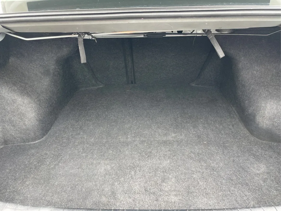 2013 Nissan Altima 2.5 S (1N4AL3APXDC) with an 2.5L I-4 DOHC engine, located at 8750 N County Rd 25A, Piqua, OH, 45356, (937) 908-9800, 40.164391, -84.232513 - **Experience the Ultimate Blend of Comfort and Reliability with the 2013 Nissan Altima 2.5 S Perfect for Your Lifestyle!**<br /> <br /> Are you in search of a vehicle that effortlessly balances daily commuting and weekend getaways? Look no further than this stunning 2013 Nissan Altima 2.5 S, now av - Photo#12