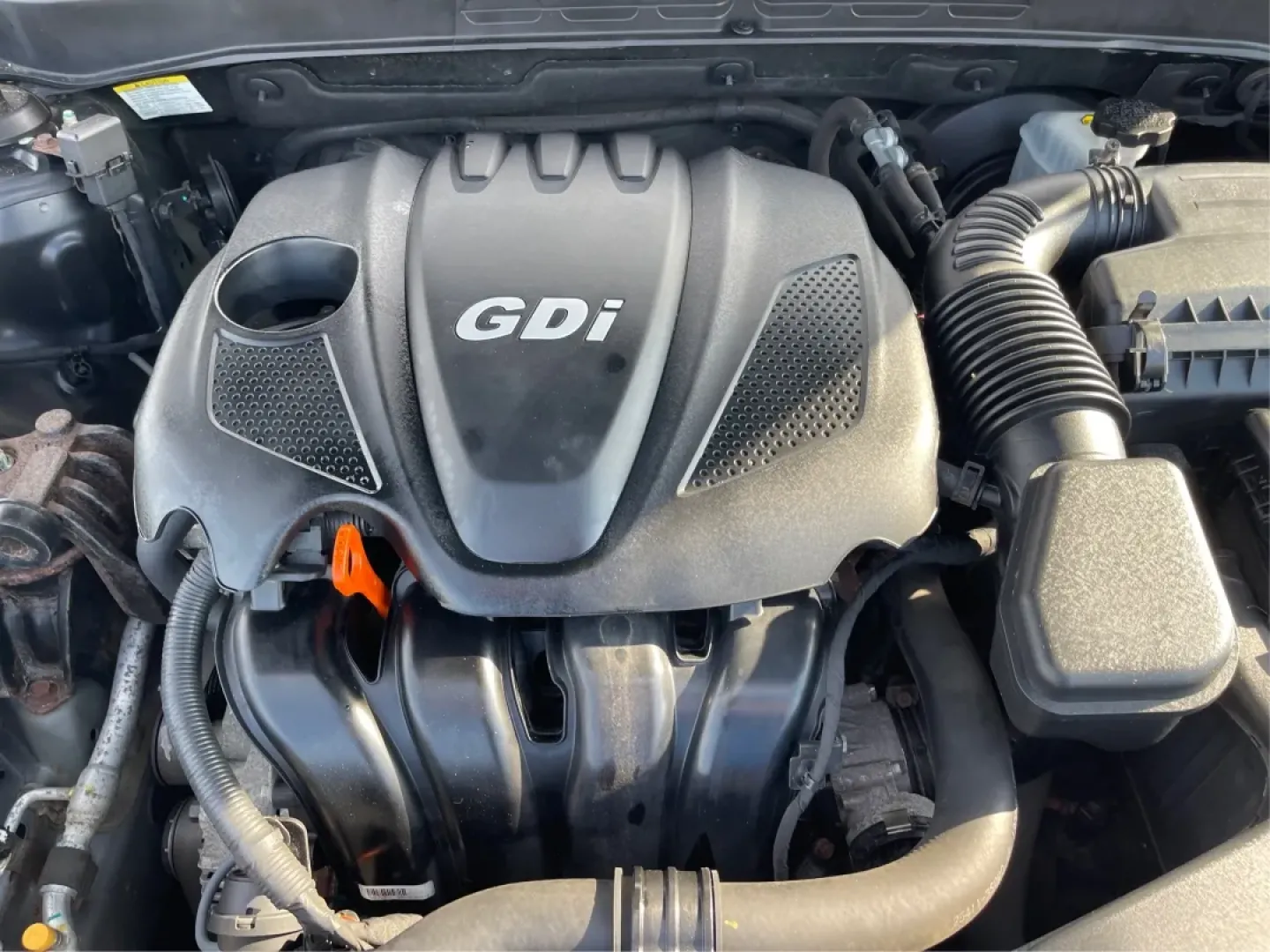 2013 Hyundai Sonata GLS (5NPEB4AC6DH) with an 2.4L I-4 gasoline direct injection engine, located at 401 Woodman Dr, Riverside, OH, 45431, (937) 908-9800, 39.760899, -84.123421 - If you're searching for the perfect blend of reliability, comfort, and affordability, look no further than this stunning 2013 Hyundai Sonata GLS, available now at Advantage Car and Credit in Fairborn, OH. Ideal for budget-conscious buyers or families looking for a dependable sedan, this vehicle shin - Photo#11