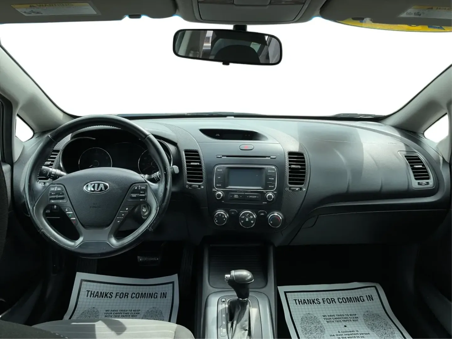 2014 Kia Forte EX (KNAFX5A88E5) with an 2L I-4 gasoline direct injection engine, 6-Speed Automatic transmission, located at 401 Woodman Dr, Riverside, OH, 45431, (937) 908-9800, 39.760899, -84.123421 - **Discover Your Next Adventure with the 2014 Kia Forte EX at Advantage Car and Credit!**<br /> <br /> Are you ready to elevate your daily commute or embark on weekend adventures? The 2014 Kia Forte EX is the perfect companion, whether you're navigating the bustling streets of Fairborn, OH, or hittin - Photo#19