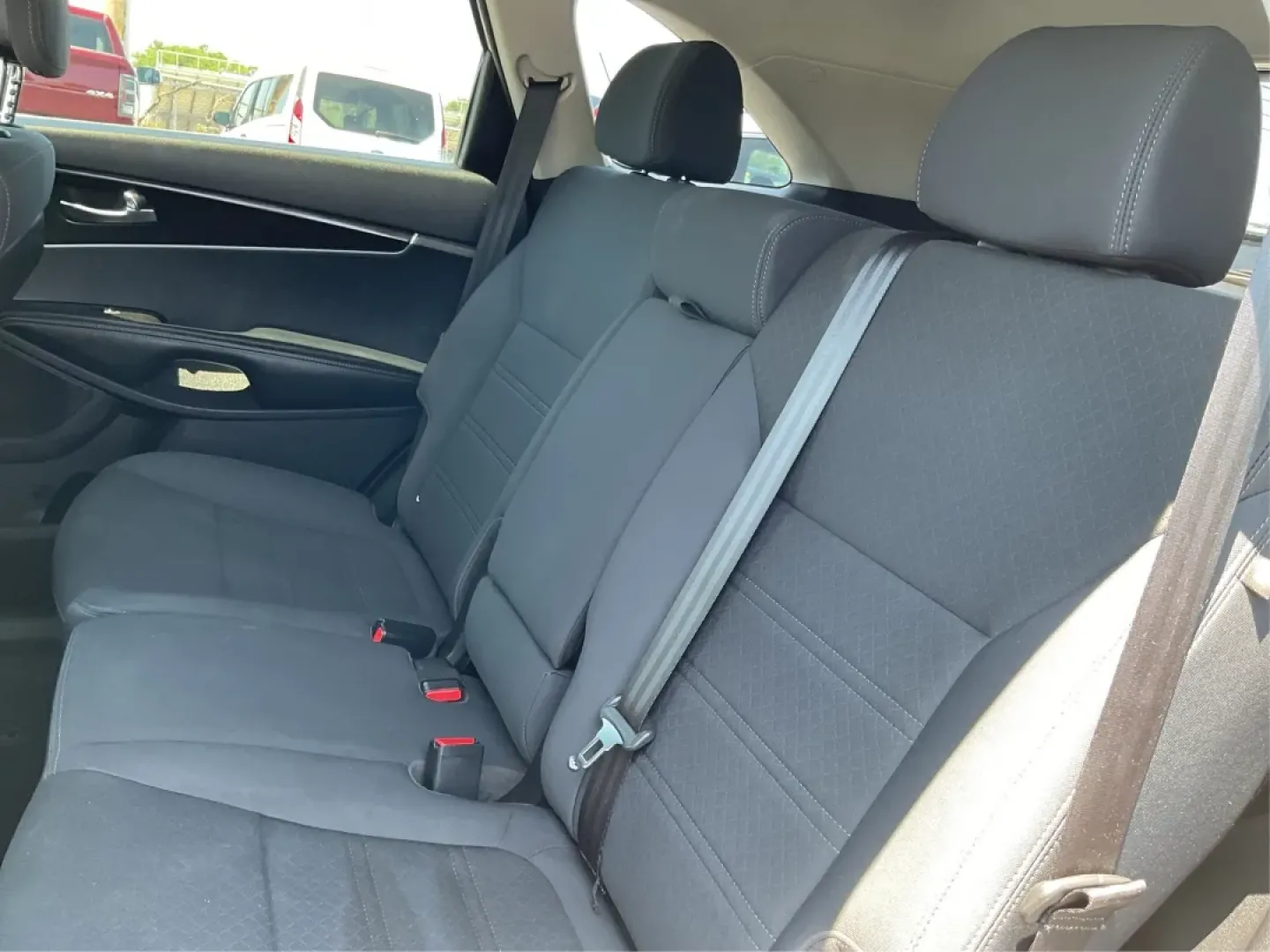 2016 Kia Sorento 2.4L LX (5XYPGDA34GG) with an 2.4L I-4 gasoline direct injection engine, located at 401 Woodman Dr, Riverside, OH, 45431, (937) 908-9800, 39.760899, -84.123421 - **Adventure Awaits: Drive Home This 2016 Kia Sorento from Advantage Car and Credit!**<br /> <br /> Are you searching for the perfect vehicle that effortlessly combines style, comfort, and the ability to tackle any adventure? Look no further than this stunning **2016 Kia Sorento 2.4L LX**! Whether yo - Photo#10