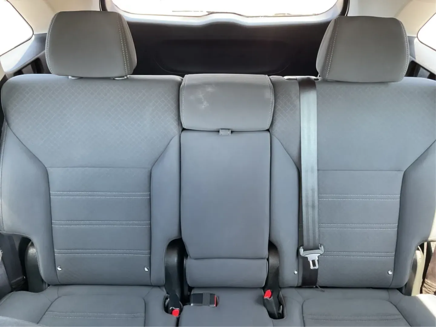 2016 Kia Sorento 2.4L LX (5XYPGDA34GG) with an 2.4L I-4 gasoline direct injection engine, located at 401 Woodman Dr, Riverside, OH, 45431, (937) 908-9800, 39.760899, -84.123421 - **Adventure Awaits: Drive Home This 2016 Kia Sorento from Advantage Car and Credit!**<br /> <br /> Are you searching for the perfect vehicle that effortlessly combines style, comfort, and the ability to tackle any adventure? Look no further than this stunning **2016 Kia Sorento 2.4L LX**! Whether yo - Photo#14