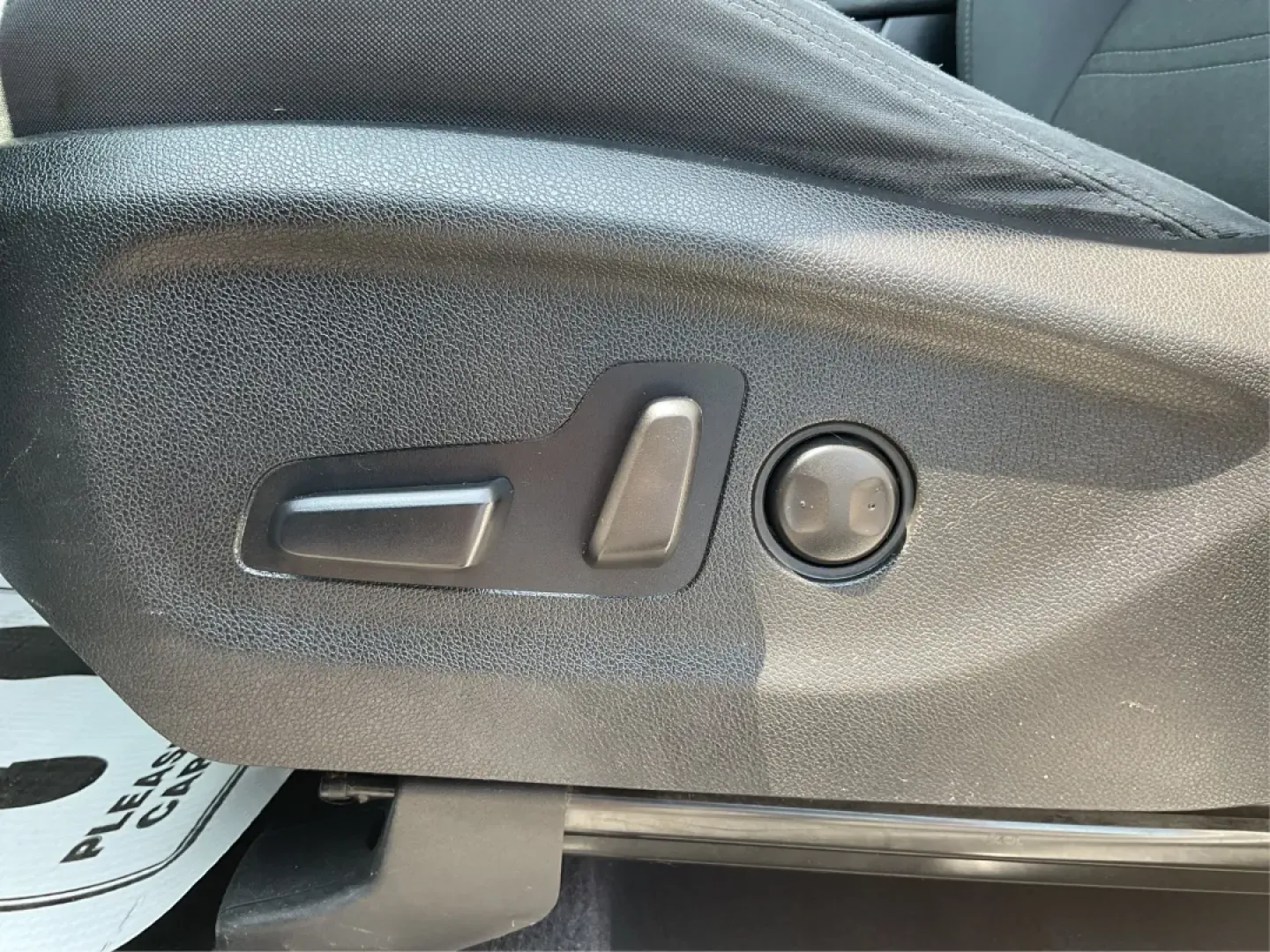 2016 Kia Sorento 2.4L LX (5XYPGDA34GG) with an 2.4L I-4 gasoline direct injection engine, located at 401 Woodman Dr, Riverside, OH, 45431, (937) 908-9800, 39.760899, -84.123421 - **Adventure Awaits: Drive Home This 2016 Kia Sorento from Advantage Car and Credit!**<br /> <br /> Are you searching for the perfect vehicle that effortlessly combines style, comfort, and the ability to tackle any adventure? Look no further than this stunning **2016 Kia Sorento 2.4L LX**! Whether yo - Photo#17